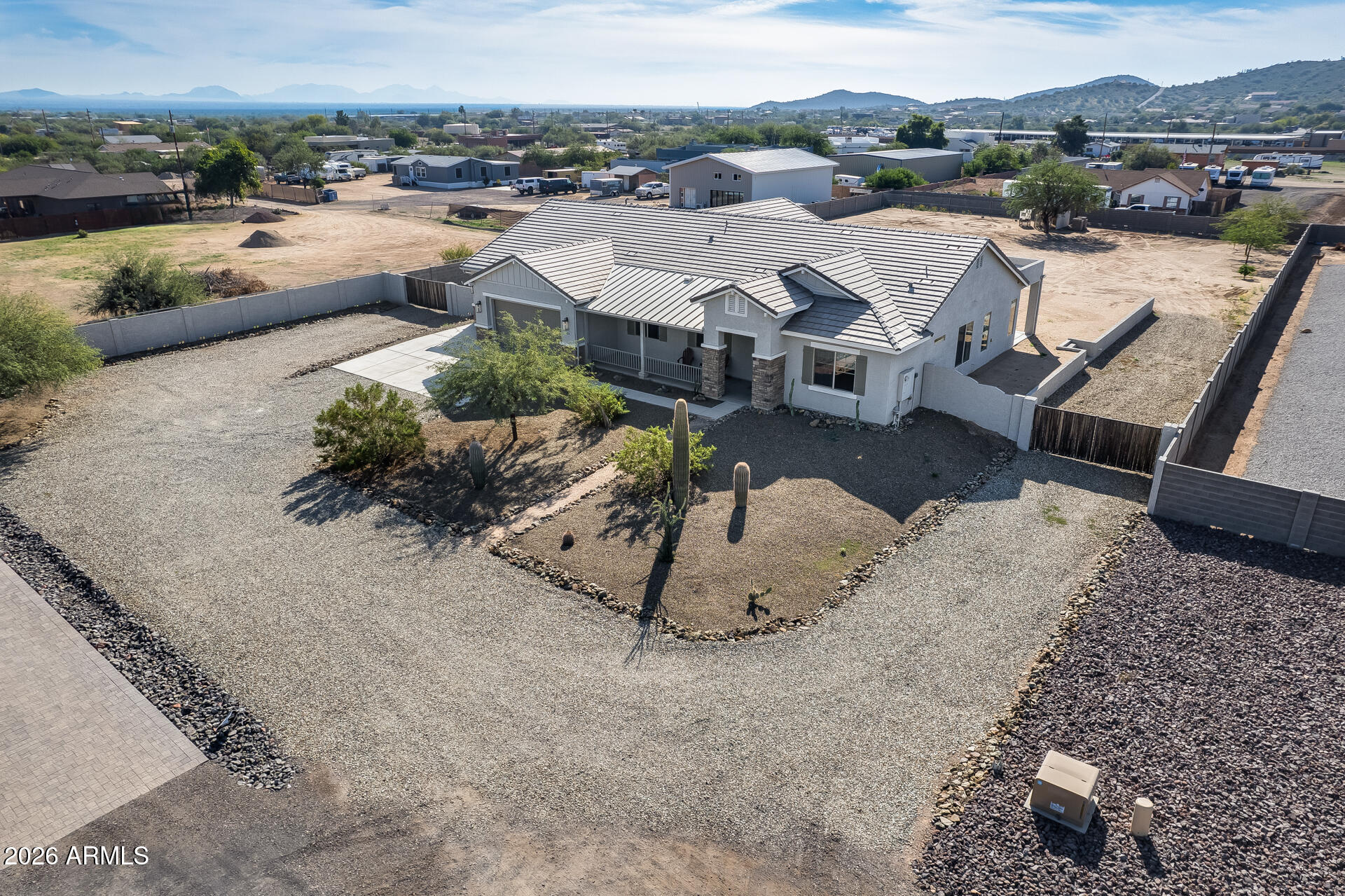 825 E PERDIDO Way