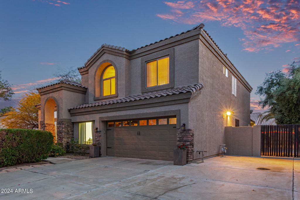 Photo of 2861 E Brooks Court, Gilbert, AZ 85296 (MLS # 6911855)