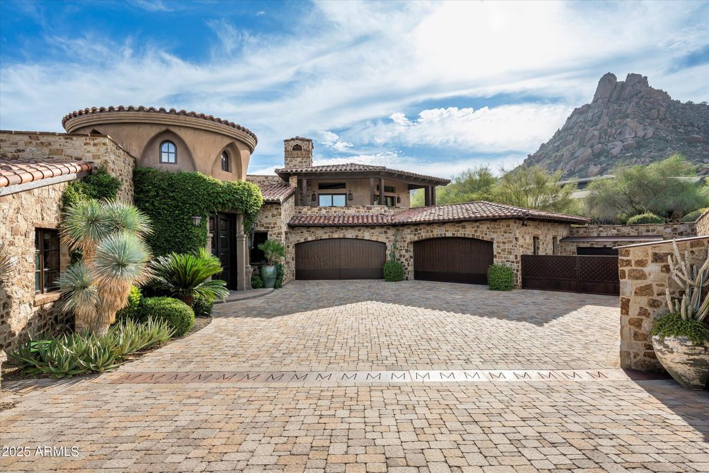 Photo of 10199 E Cavedale Drive, Scottsdale, AZ 85262 (MLS # 6950518)