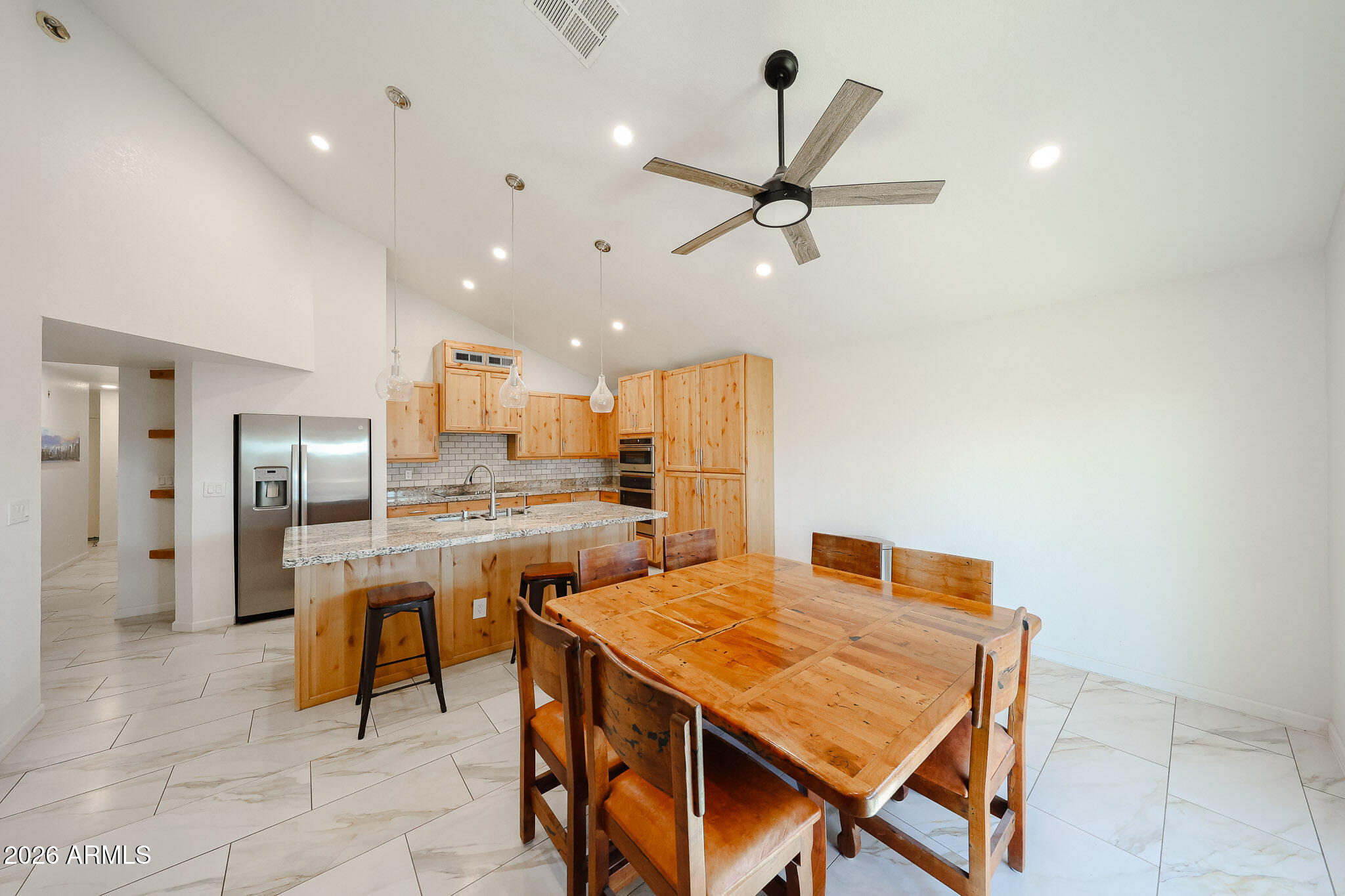 1646 N COMANCHE Drive