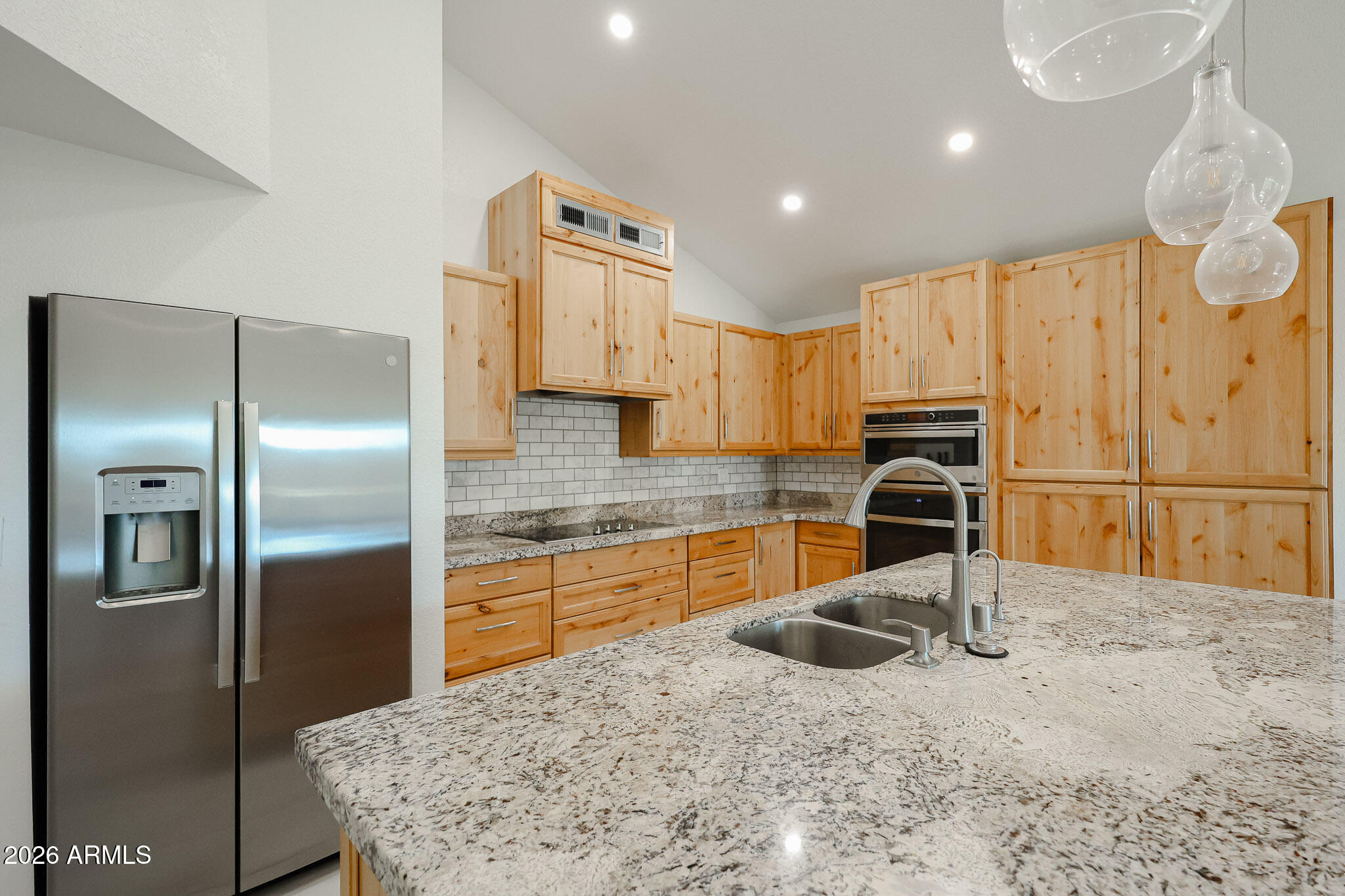 1646 N COMANCHE Drive