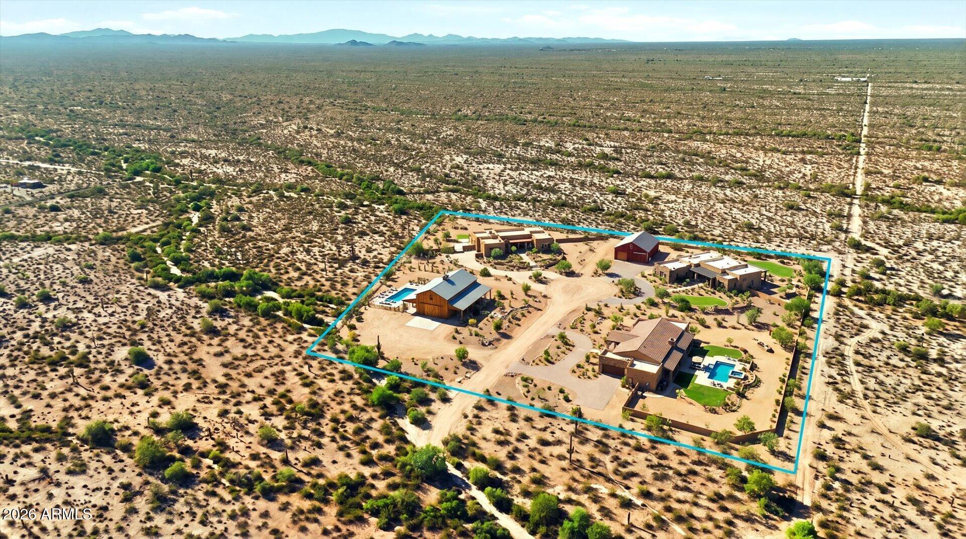 10459 N WILDWOOD Road -
