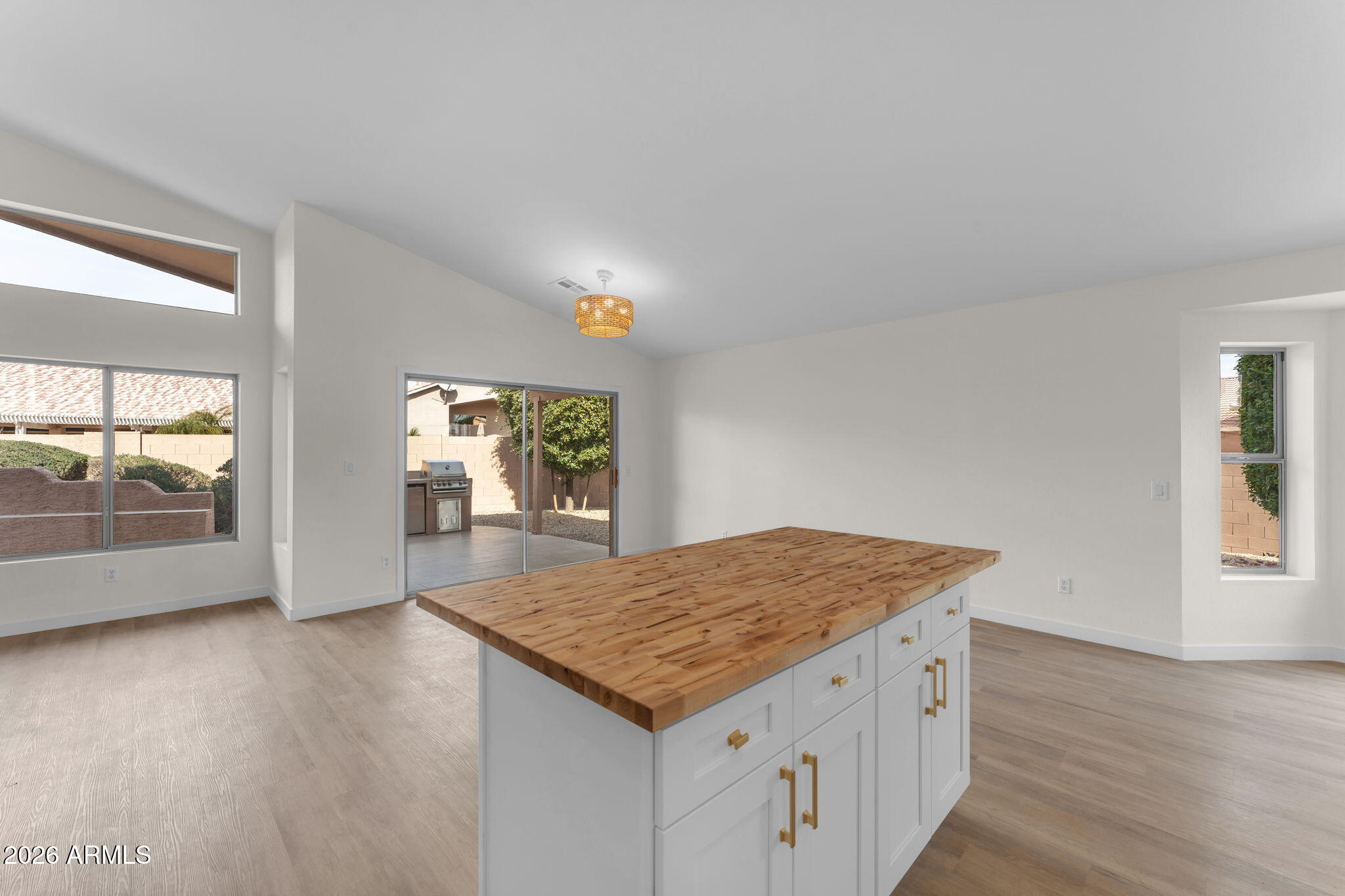 15264 W MULBERRY Drive