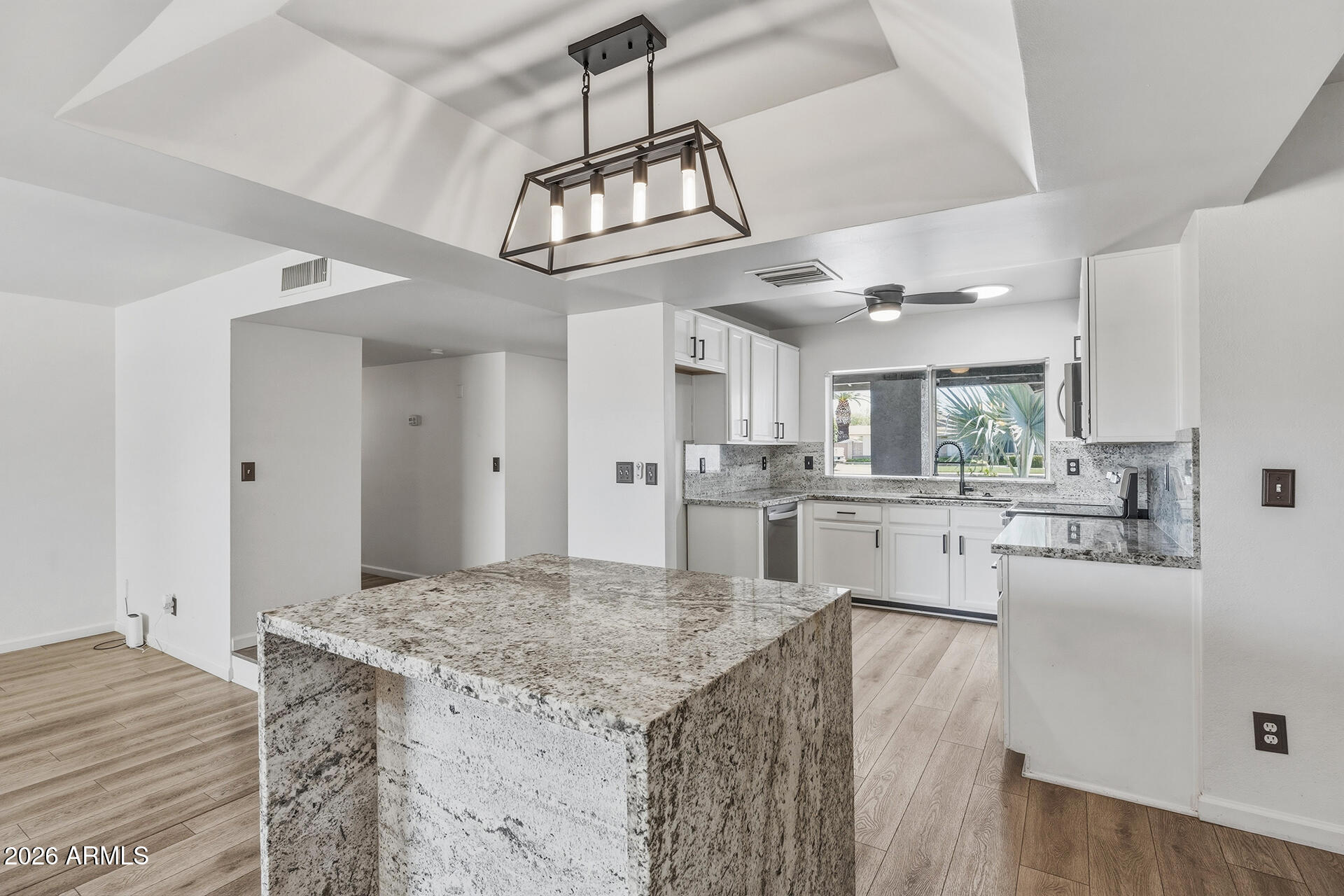 2522 W OLLA Circle
