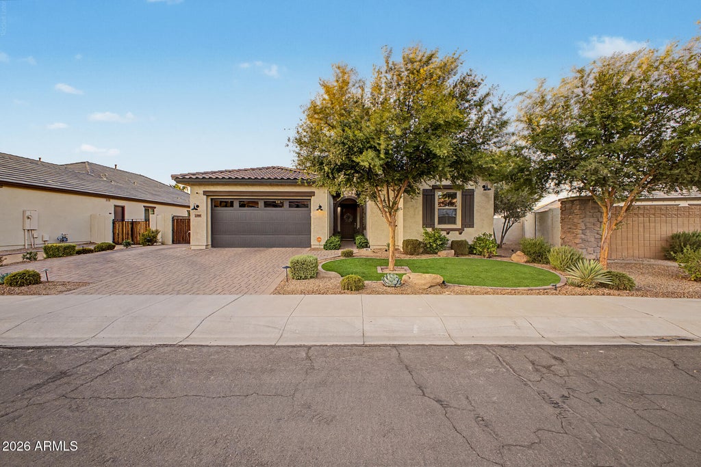 Photo of 15680 W Desert Flower Drive, Goodyear, AZ 85395 (MLS # 7059284)