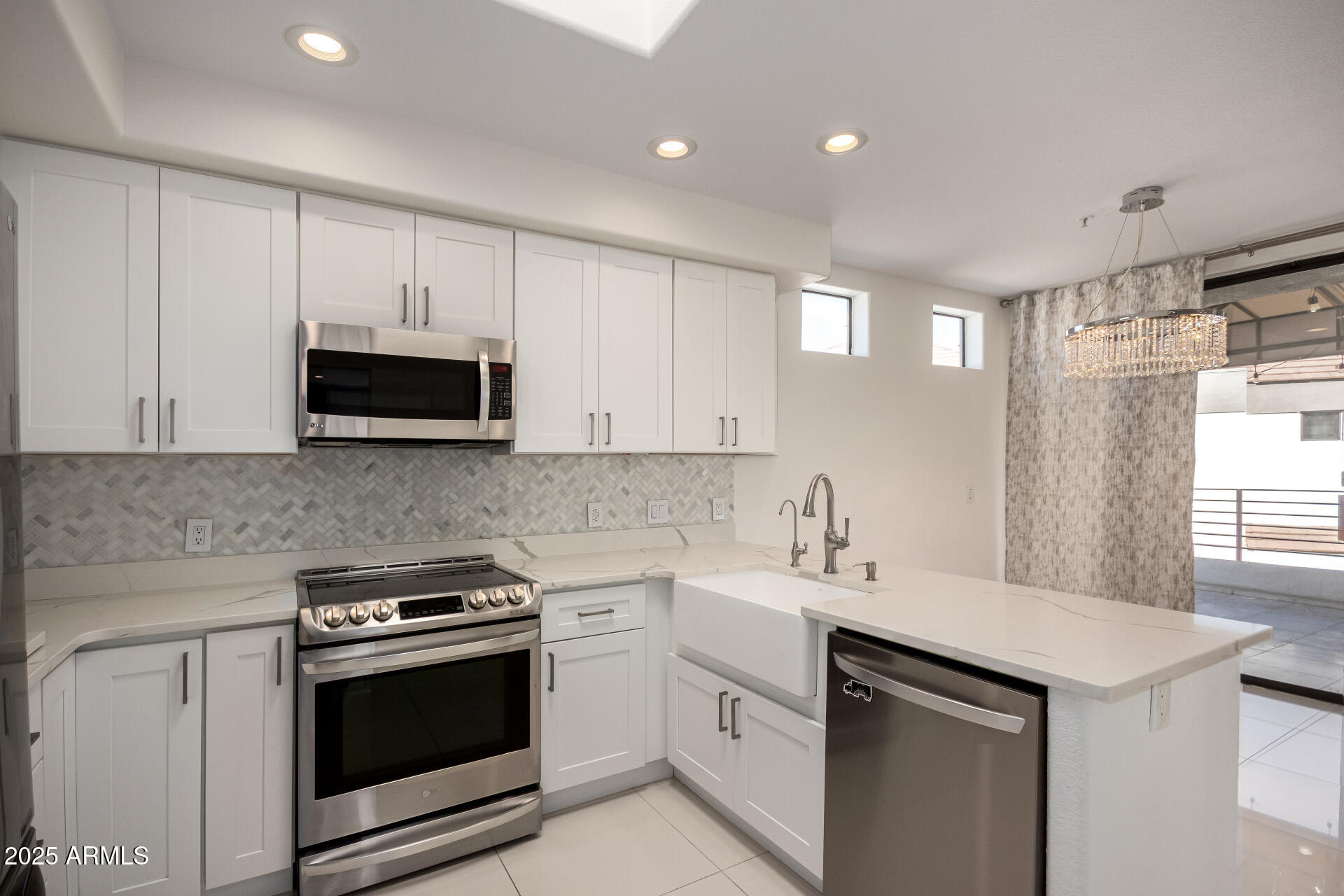 7222 E GAINEY RANCH Road 241