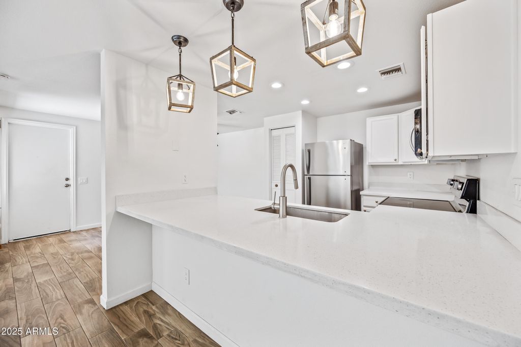 Photo of 2129 N Villas Lane, Chandler, AZ 85224 (MLS # 6925253)
