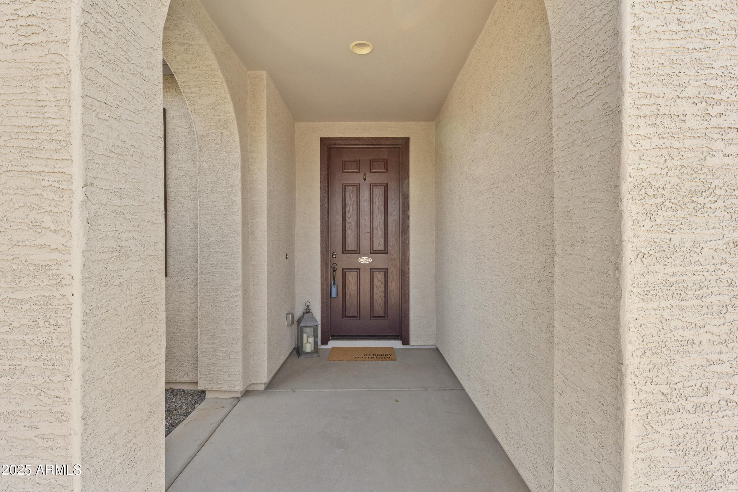 19203 W JACKSON Street