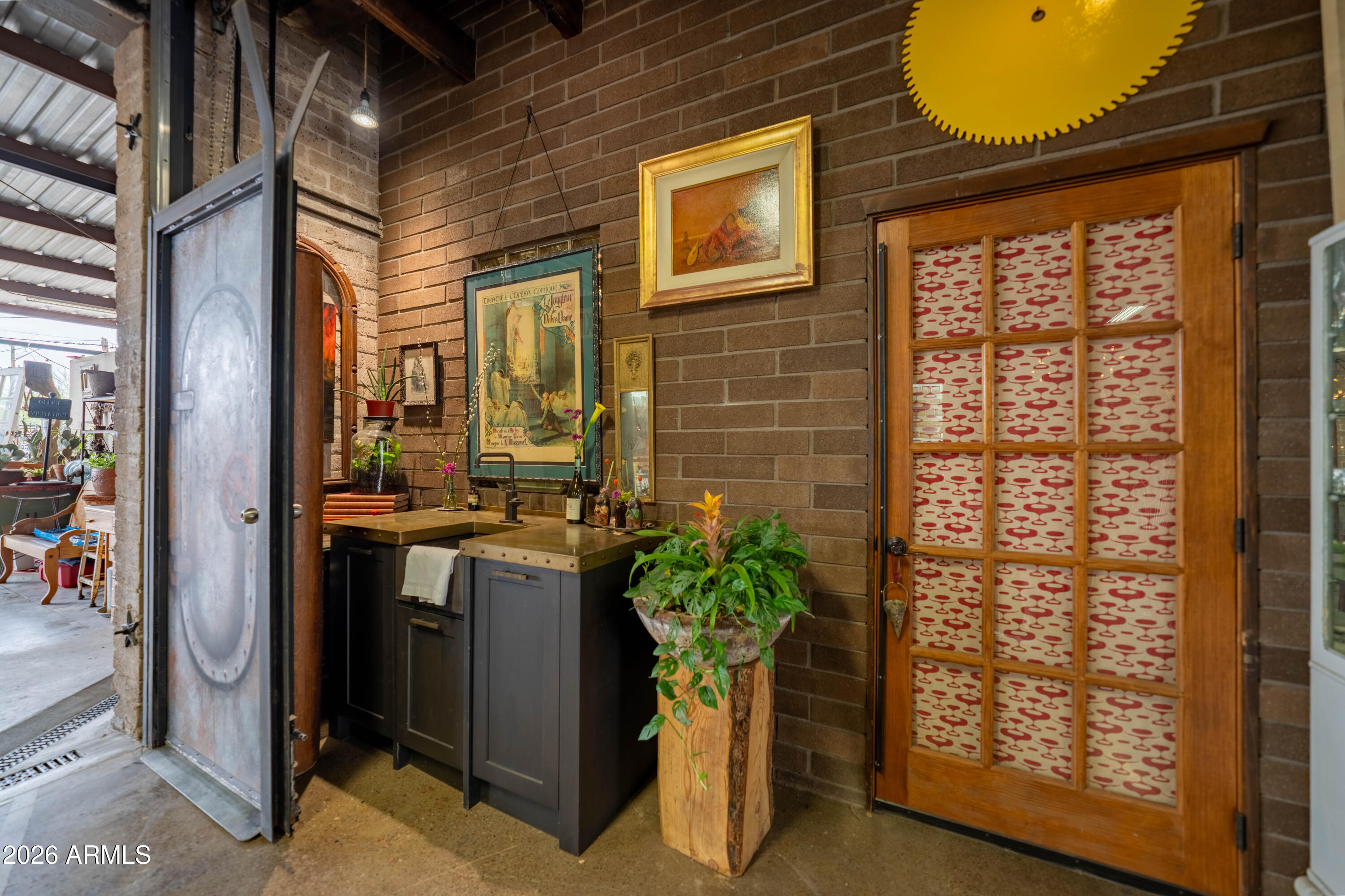 UNIVERSITY ADDITION - Commercial Sale