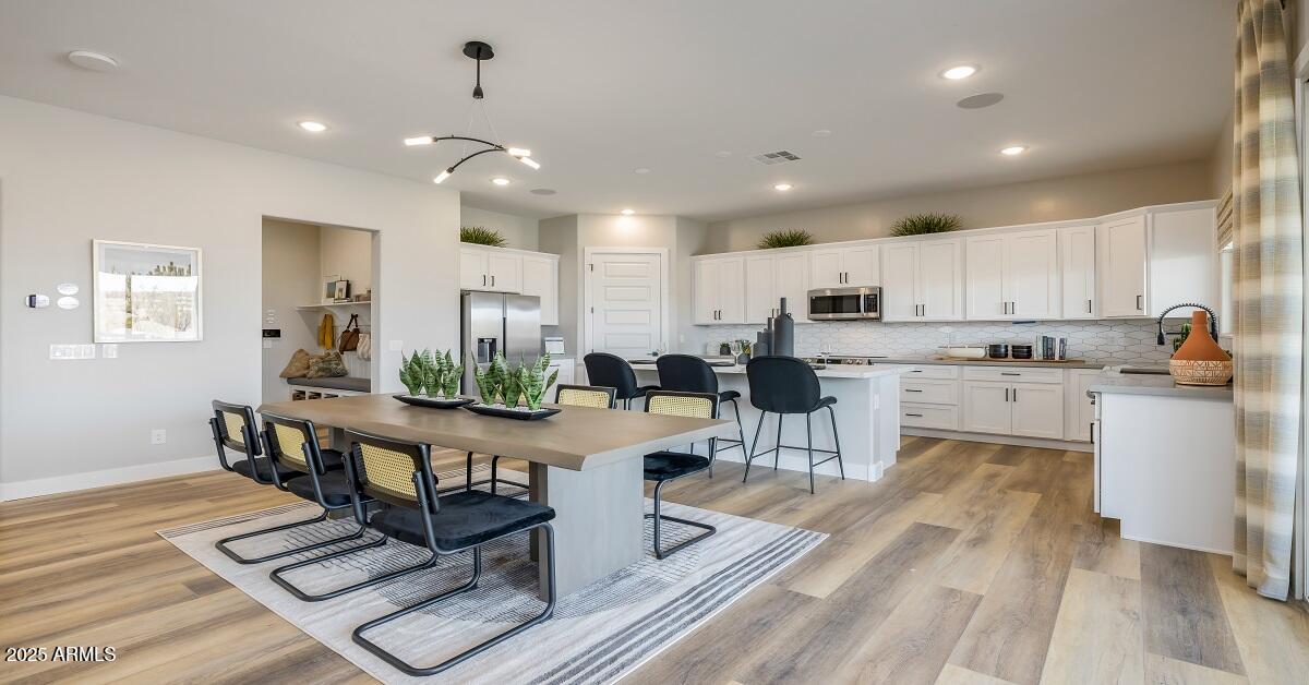 Homes 2 12712 W CORONA Avenue
