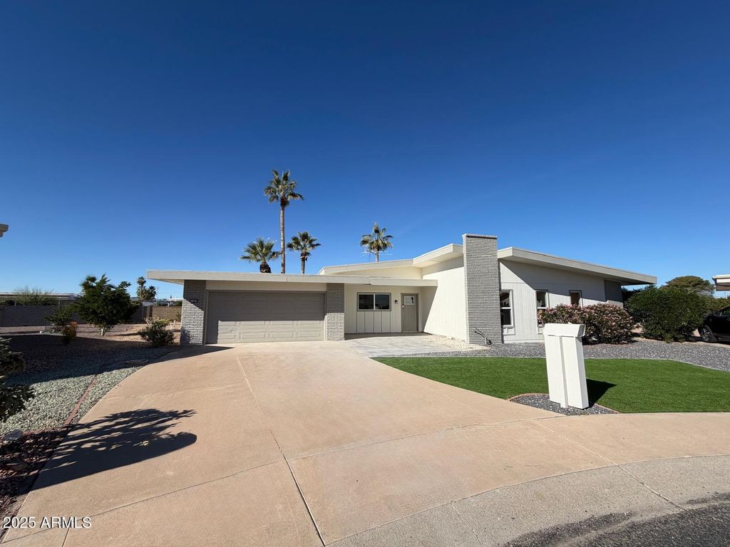 Photo of 17810 N Monte Vista Court, Sun City, AZ 85373 (MLS # 6956380)