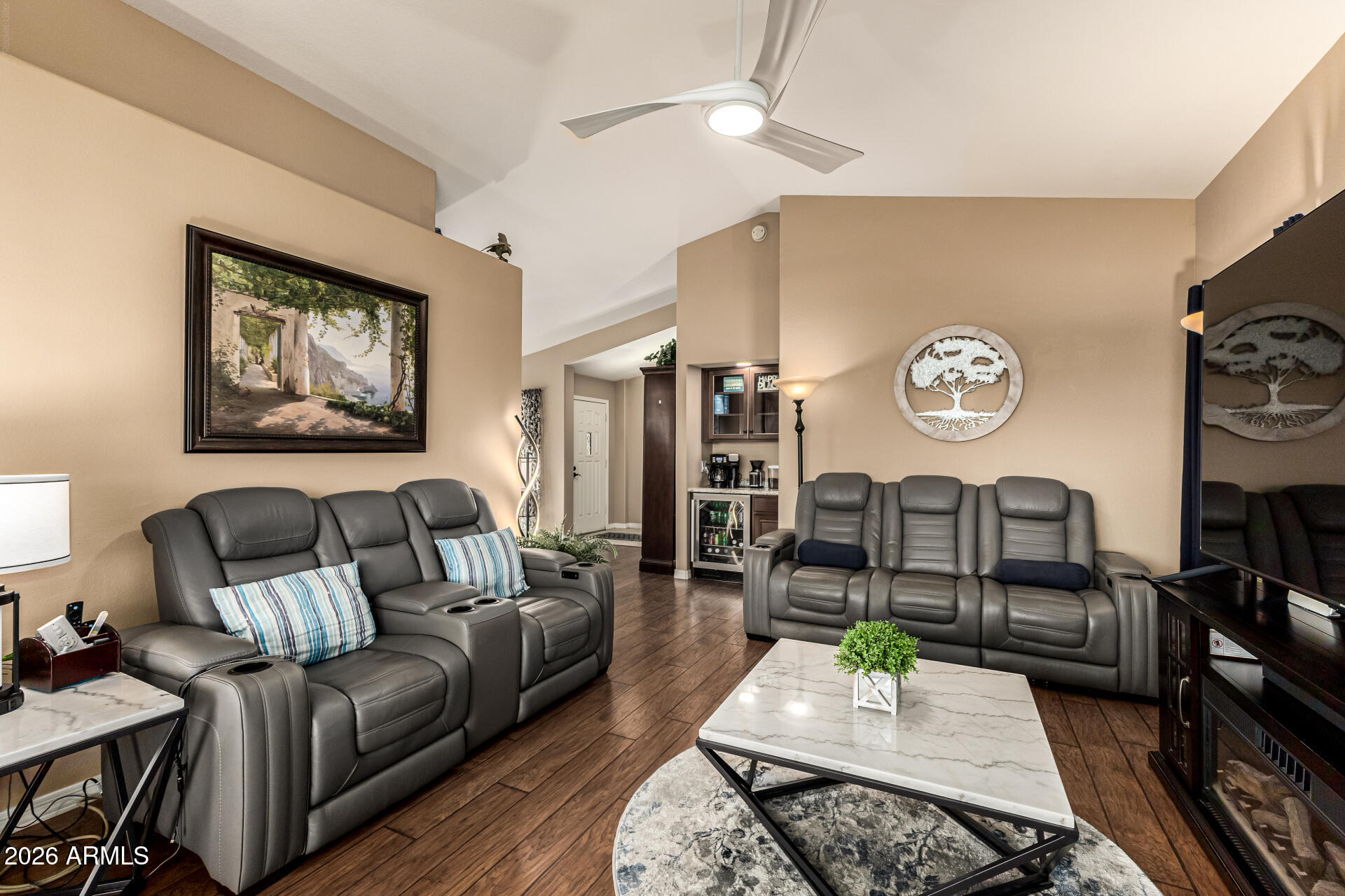 10617 W RUNION Drive