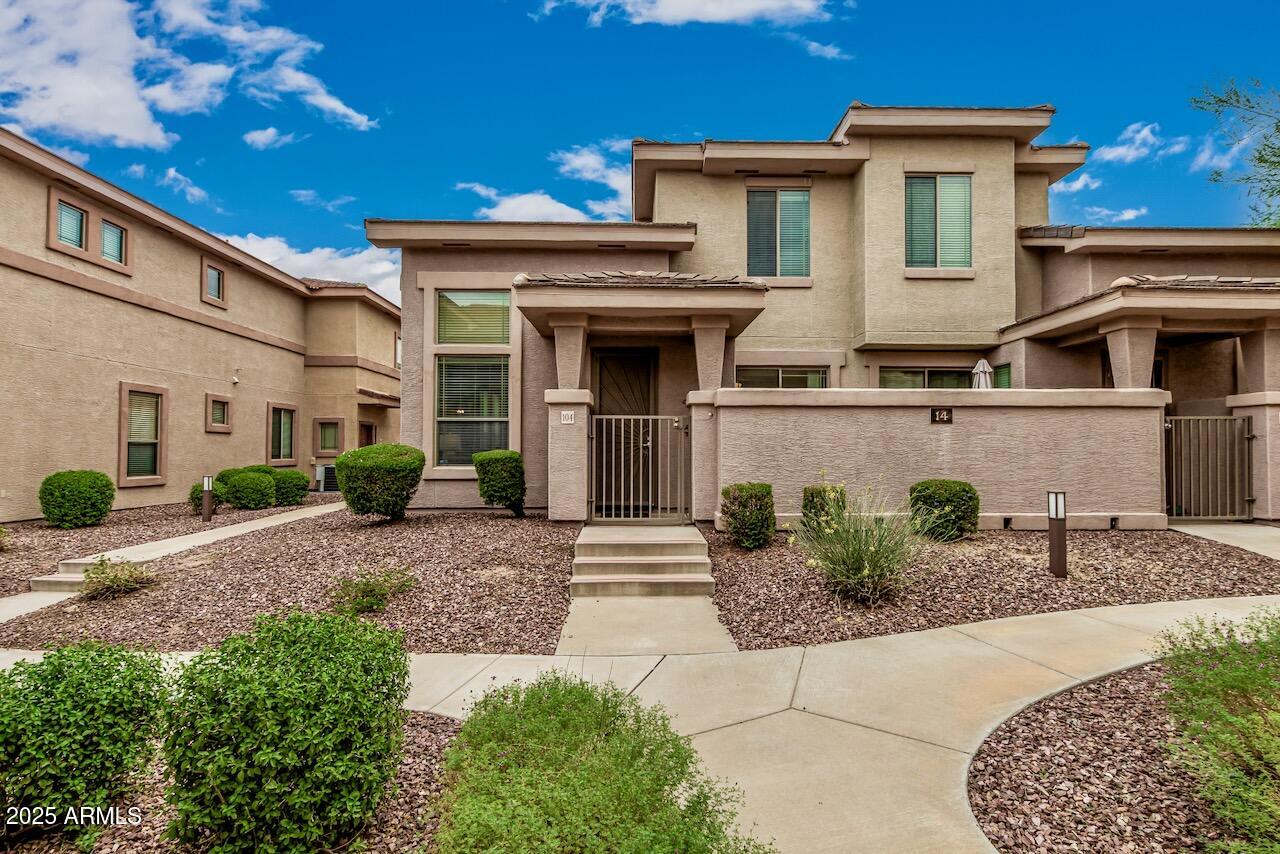 42424 N GAVILAN PEAK Parkway 14104