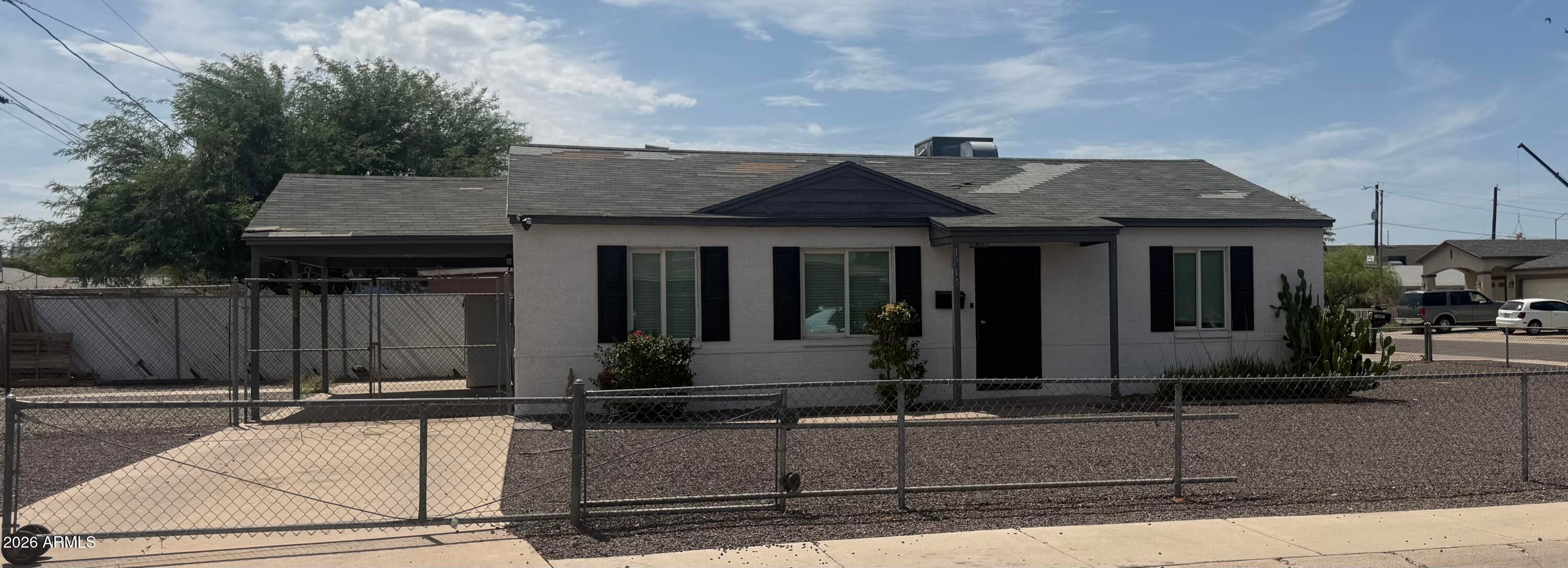 1715 W MOHAVE Street