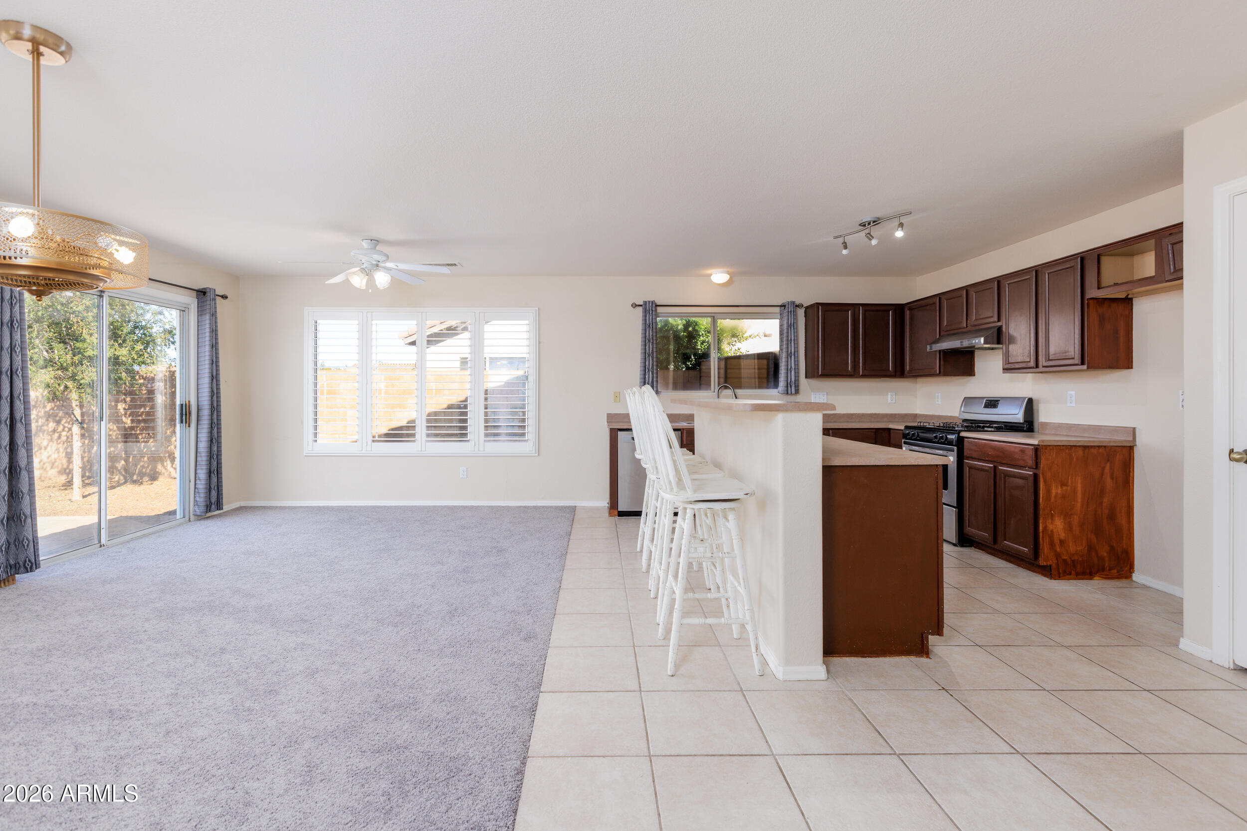 1842 E Saint Charles Avenue