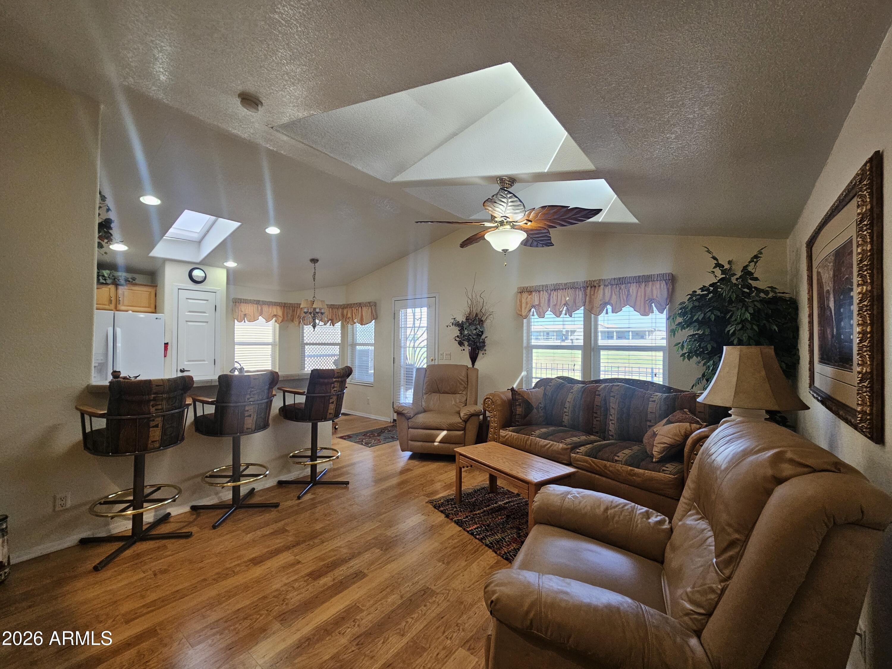 650 N Hawes Road 4818