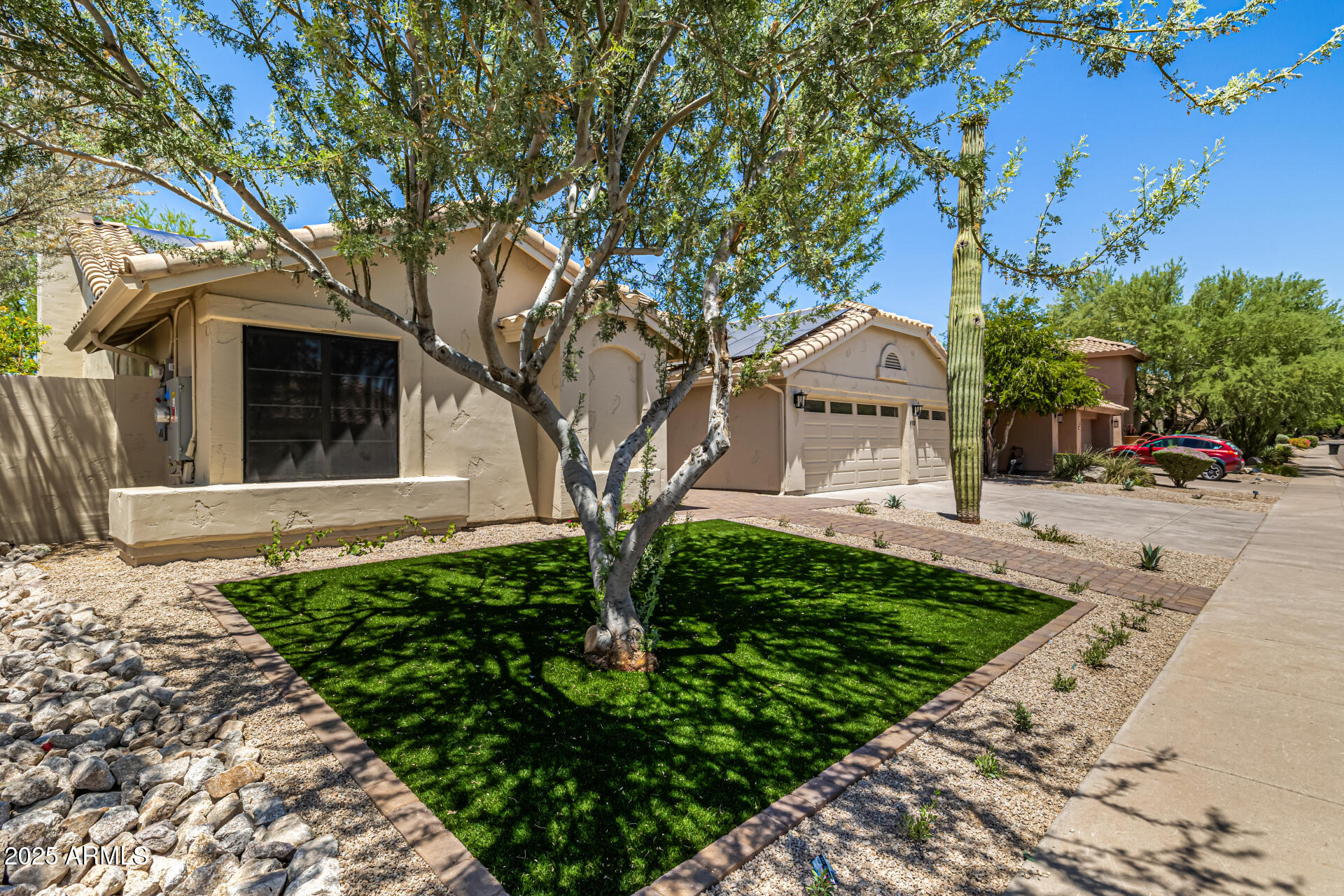9112 E PALM TREE Drive