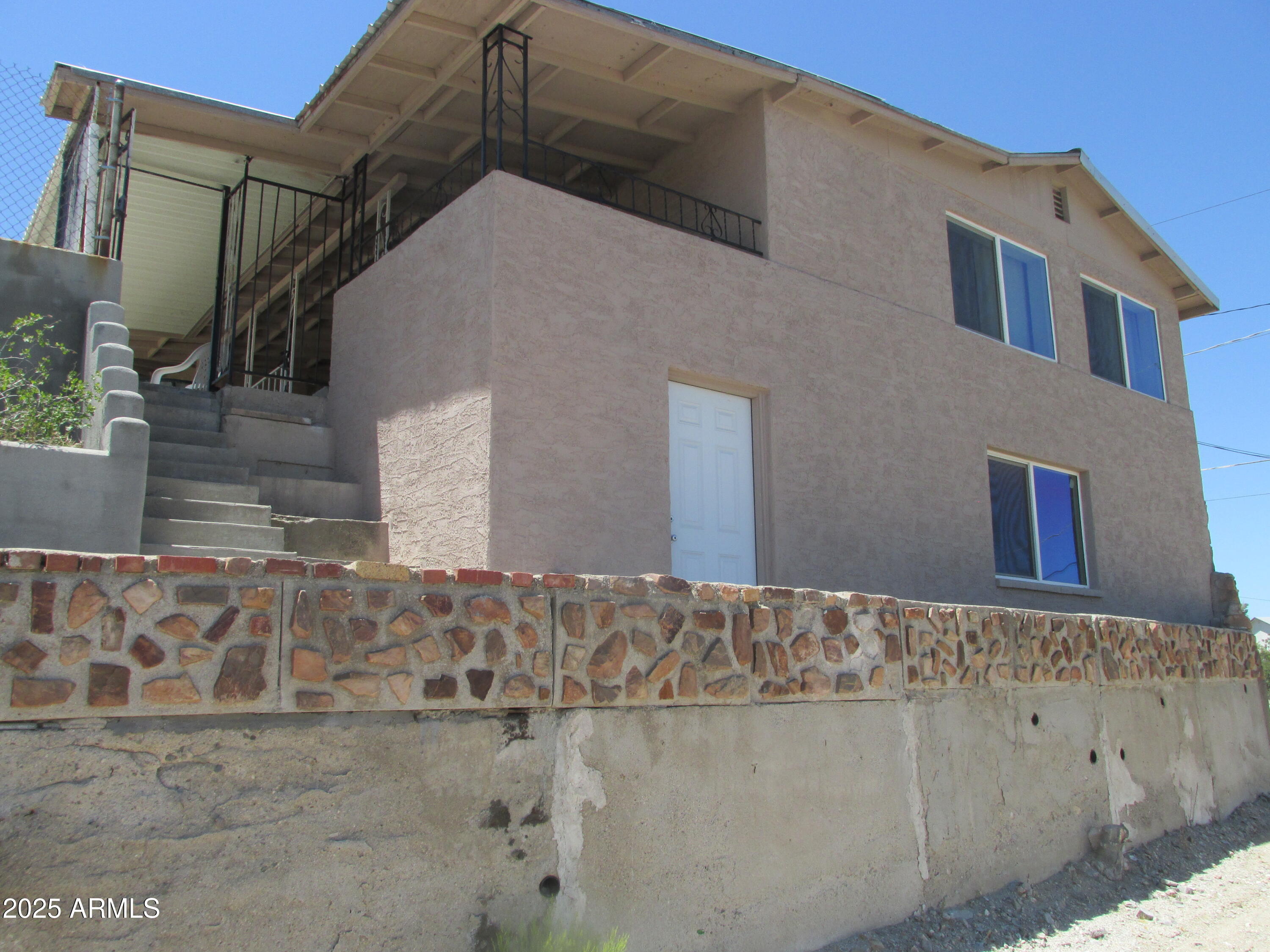 Homes 1 6085 S EUCLID Drive