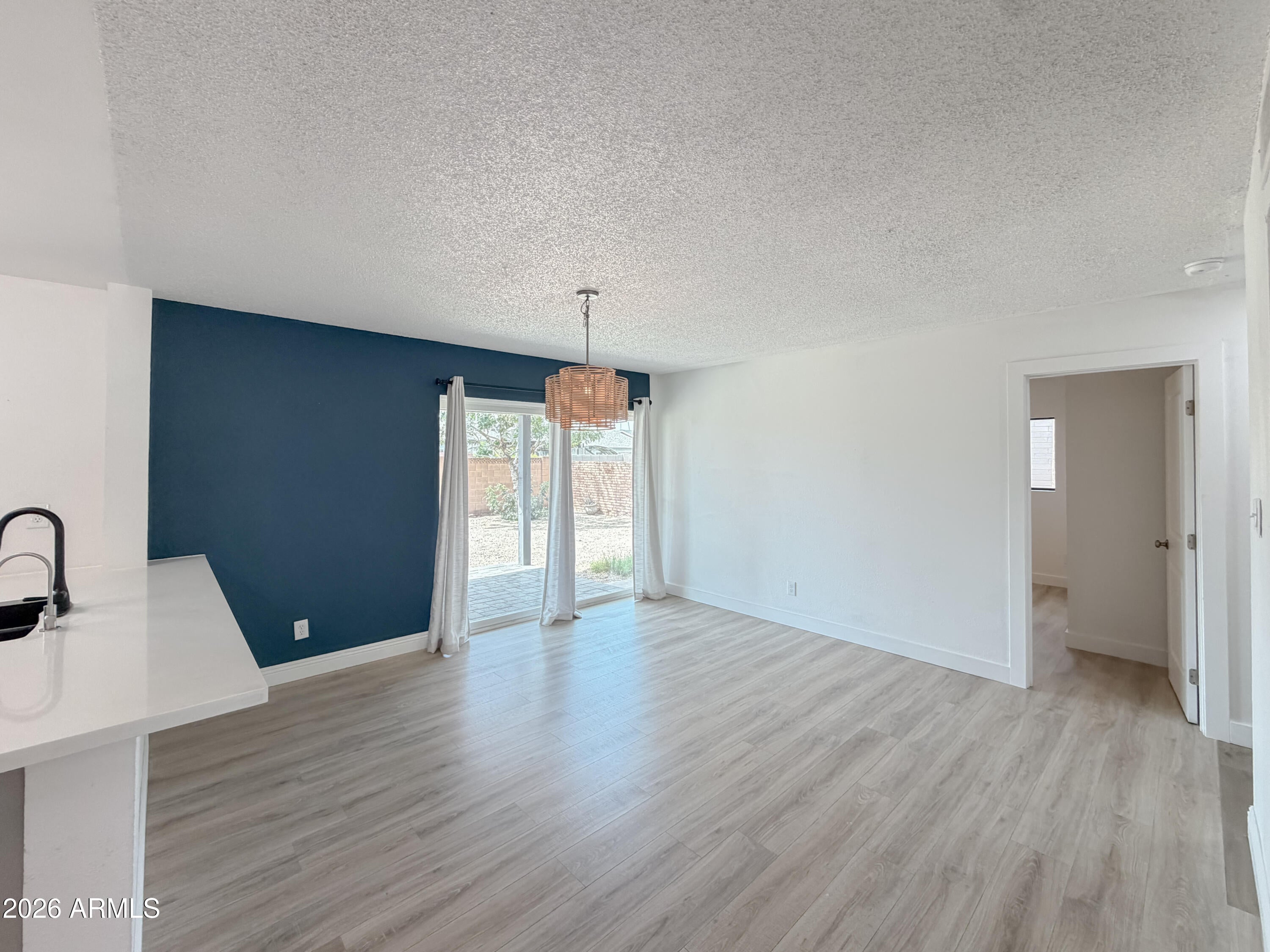 1015 E CONCORDA Drive