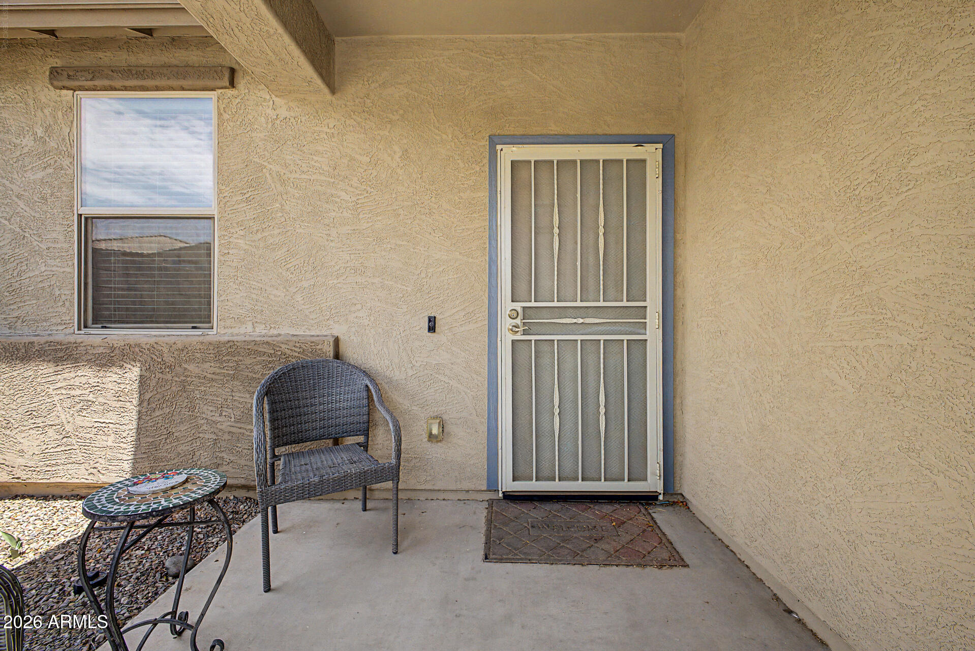 7356 W MAGNOLIA Street