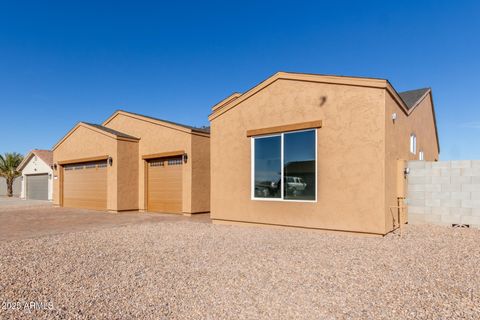 A home in Arizona City