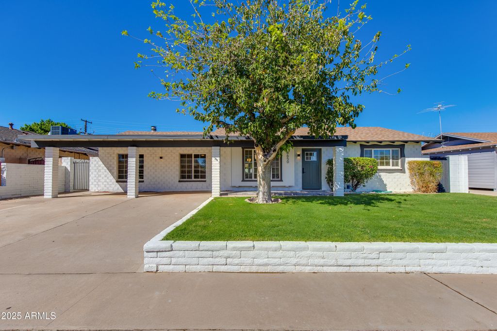 Photo of 8650 E Roanoke Avenue, Scottsdale, AZ 85257 (MLS # 6947857)