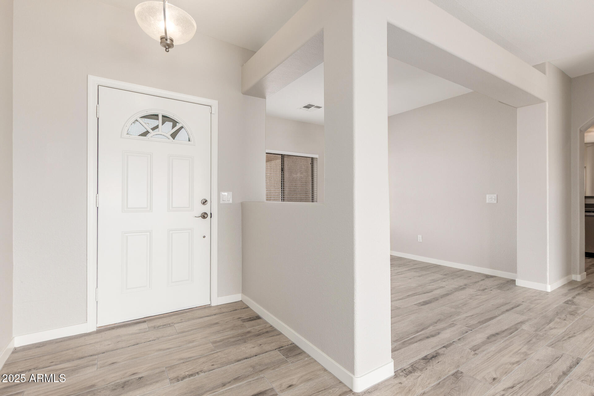 10691 W ARIVACA Drive