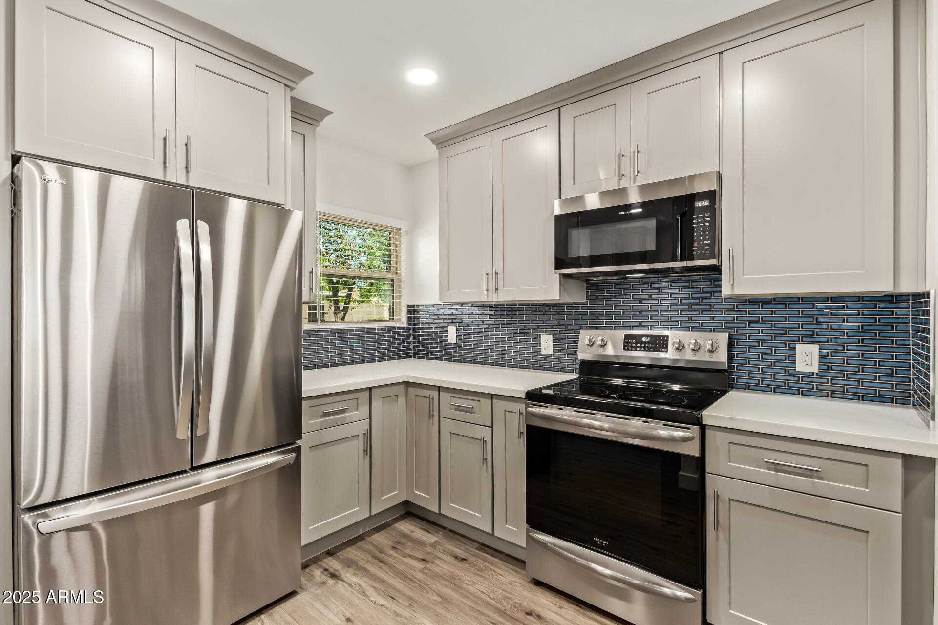 4216 N 19TH Place