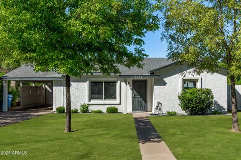 4216 N 19TH Place Phoenix AZ 85016