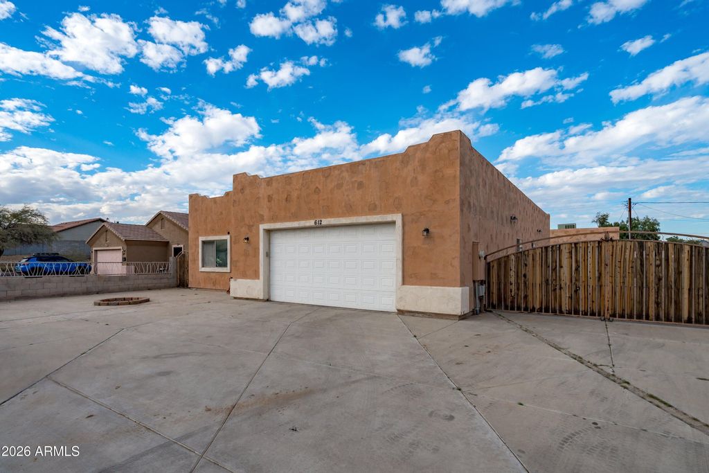 Photo of 612 E Dee Street, Avondale, AZ 85323 (MLS # 6973417)