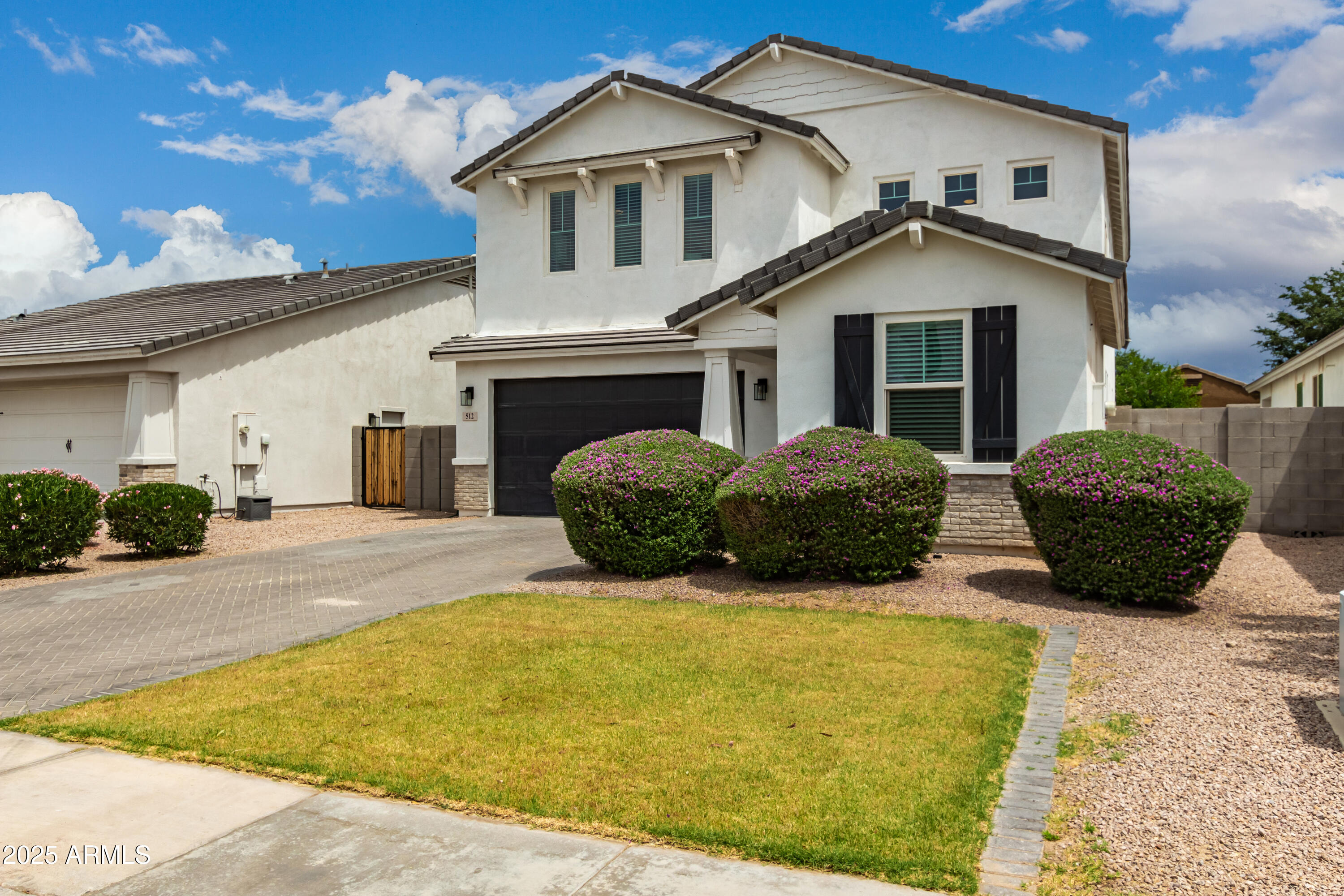 512 E BAMBOO Lane