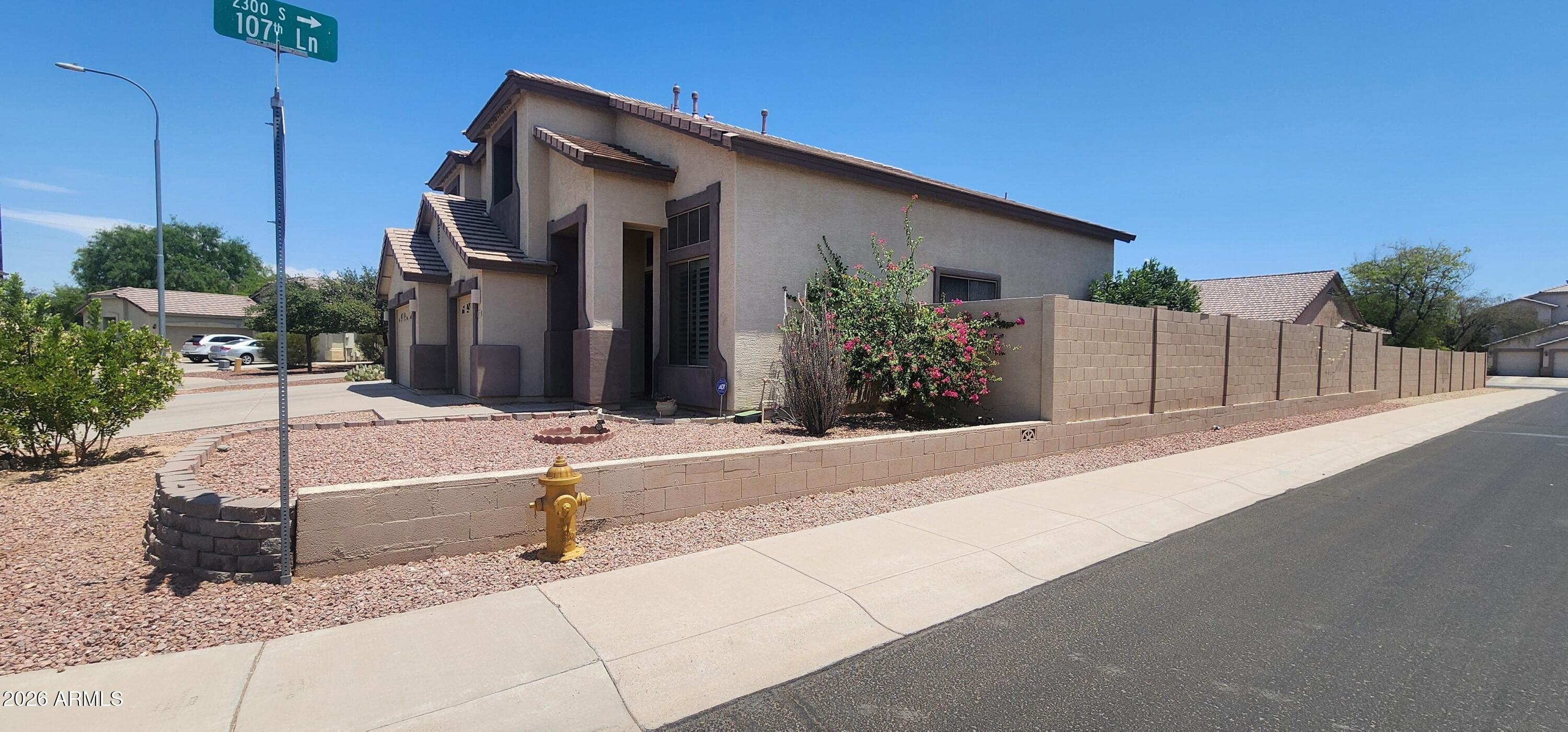 10755 W DAVIS Lane