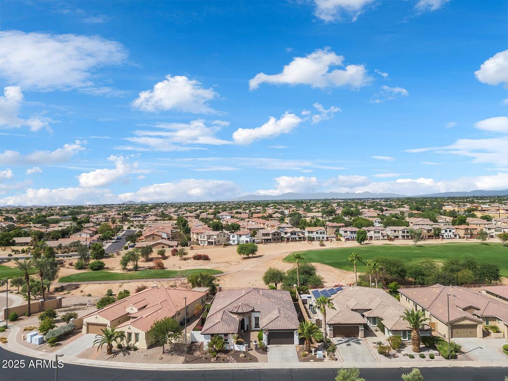 Photo of 6602 S Bridal Vail Drive, Gilbert, AZ 85298 (MLS # 6926958)
