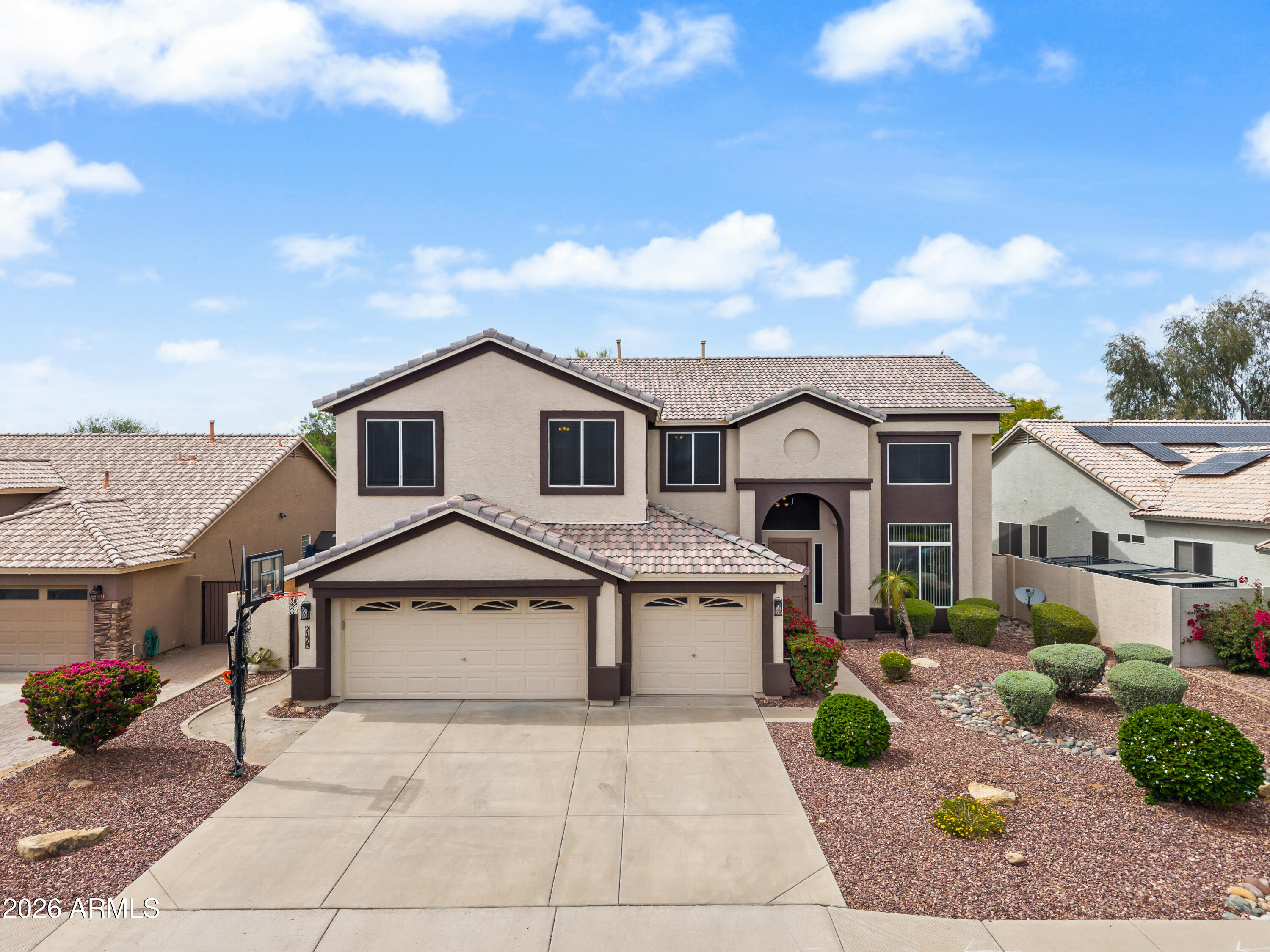 7178 W HONEYSUCKLE Drive W