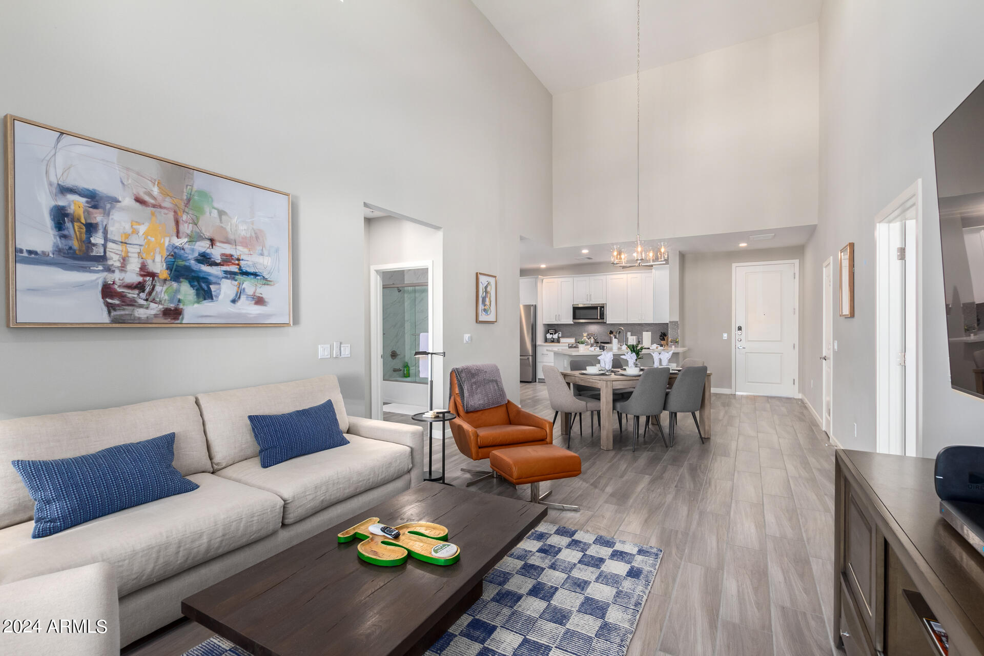 2511 W Queen Creek Road 460