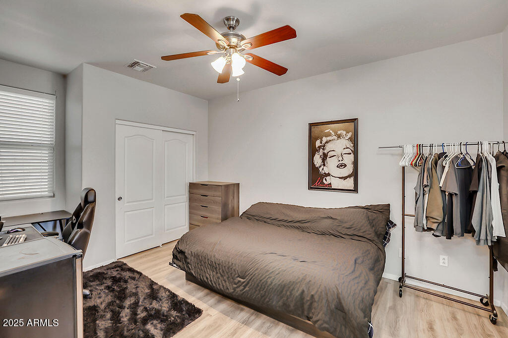 9185 W Mine Trail