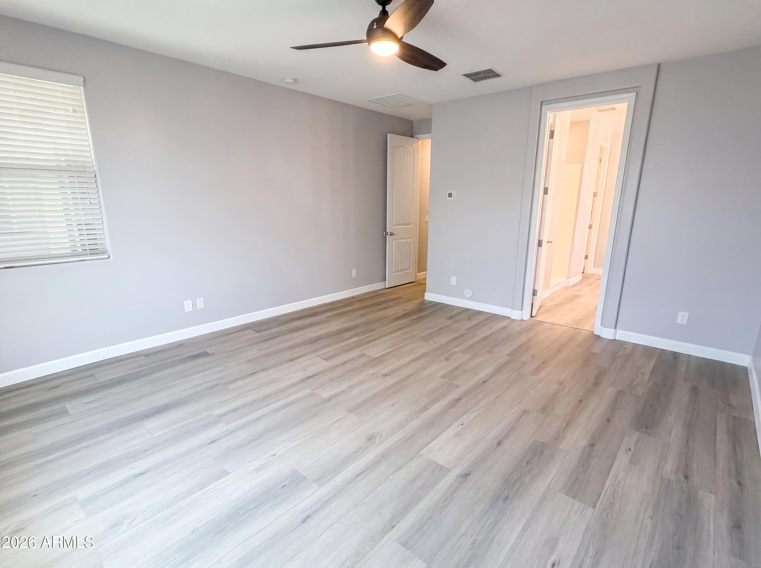 18840 W MERCER Lane