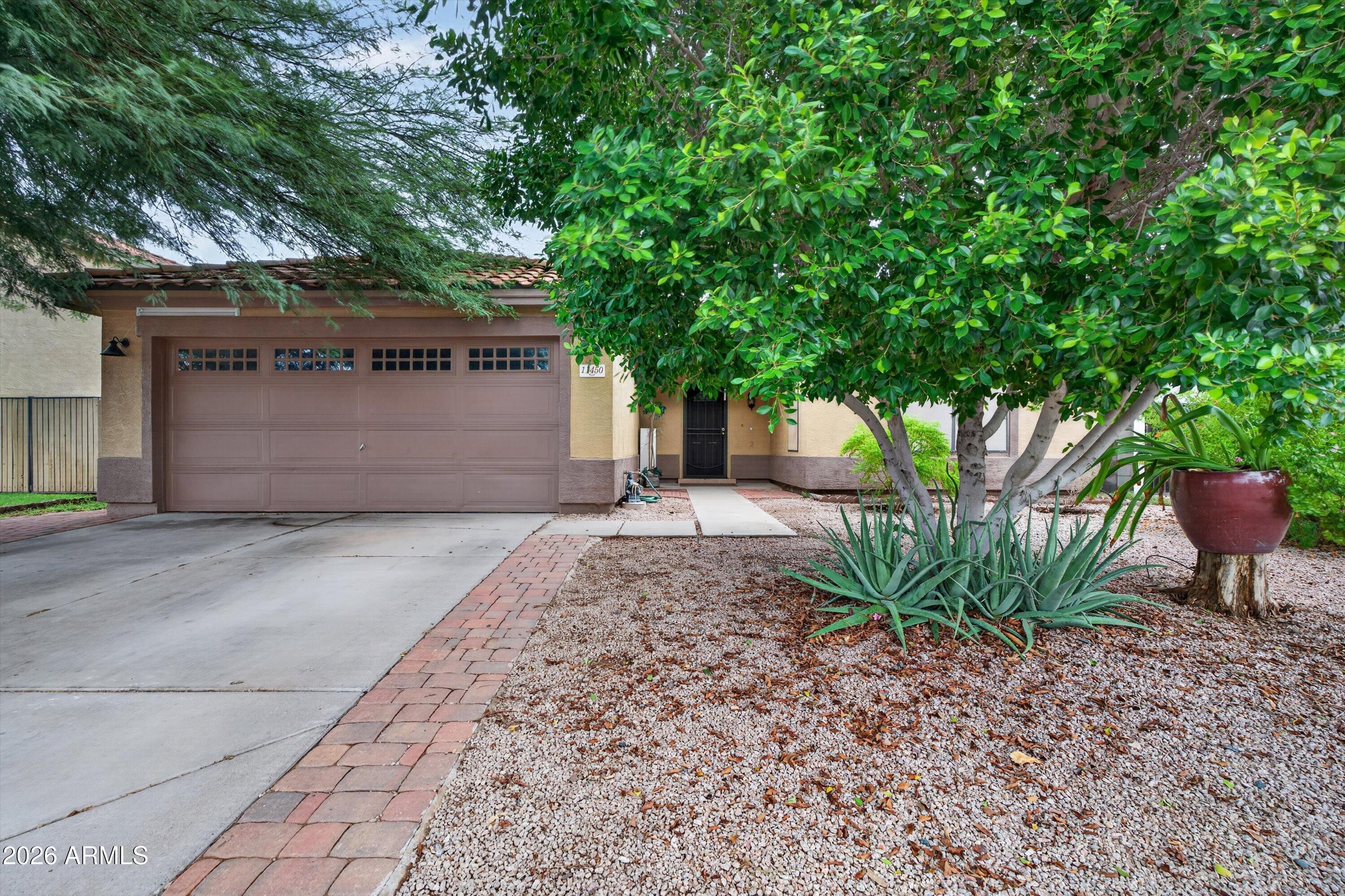 11450 E QUICKSILVER Avenue