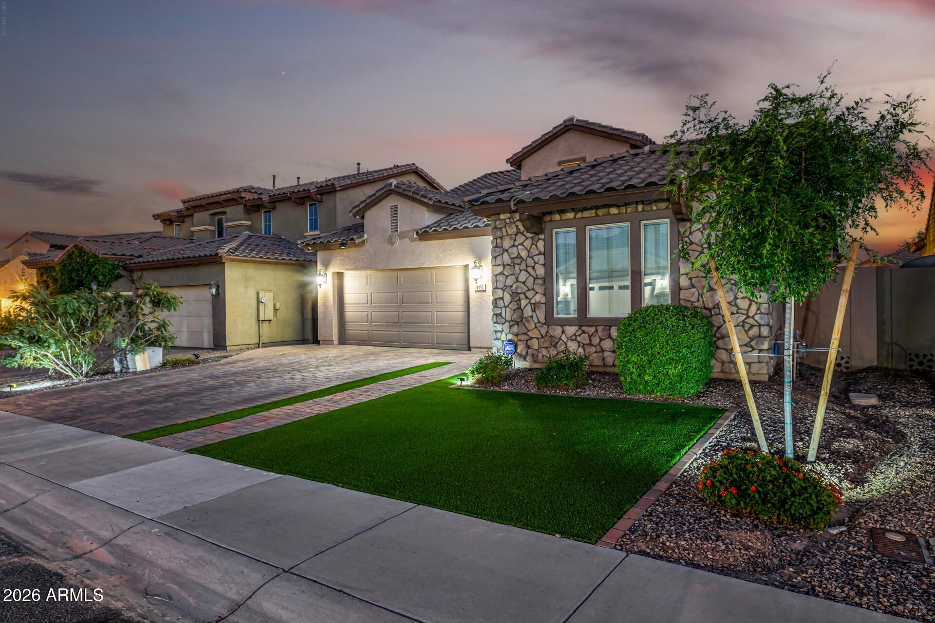 481 E CANYON ROCK Road