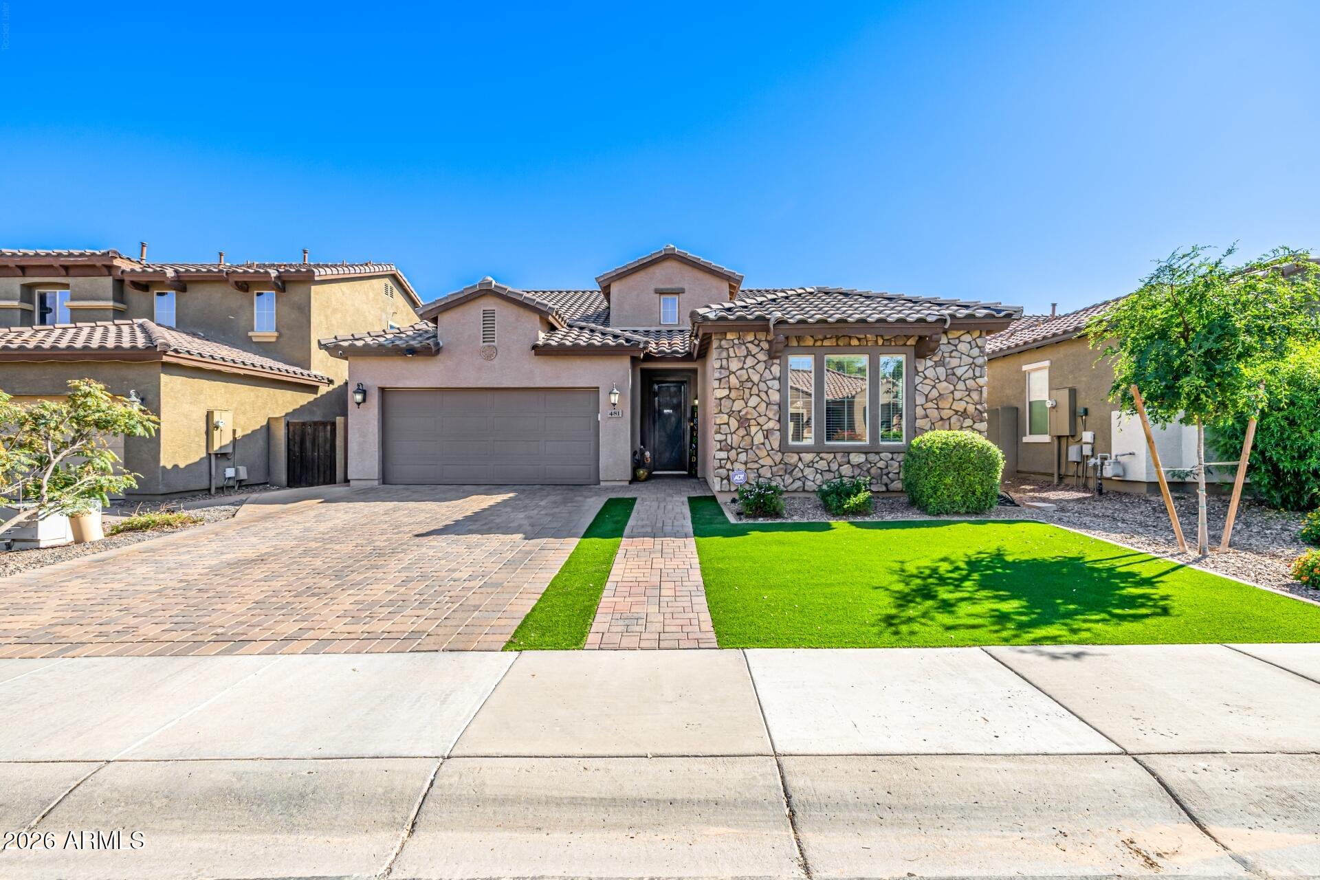 481 E CANYON ROCK Road