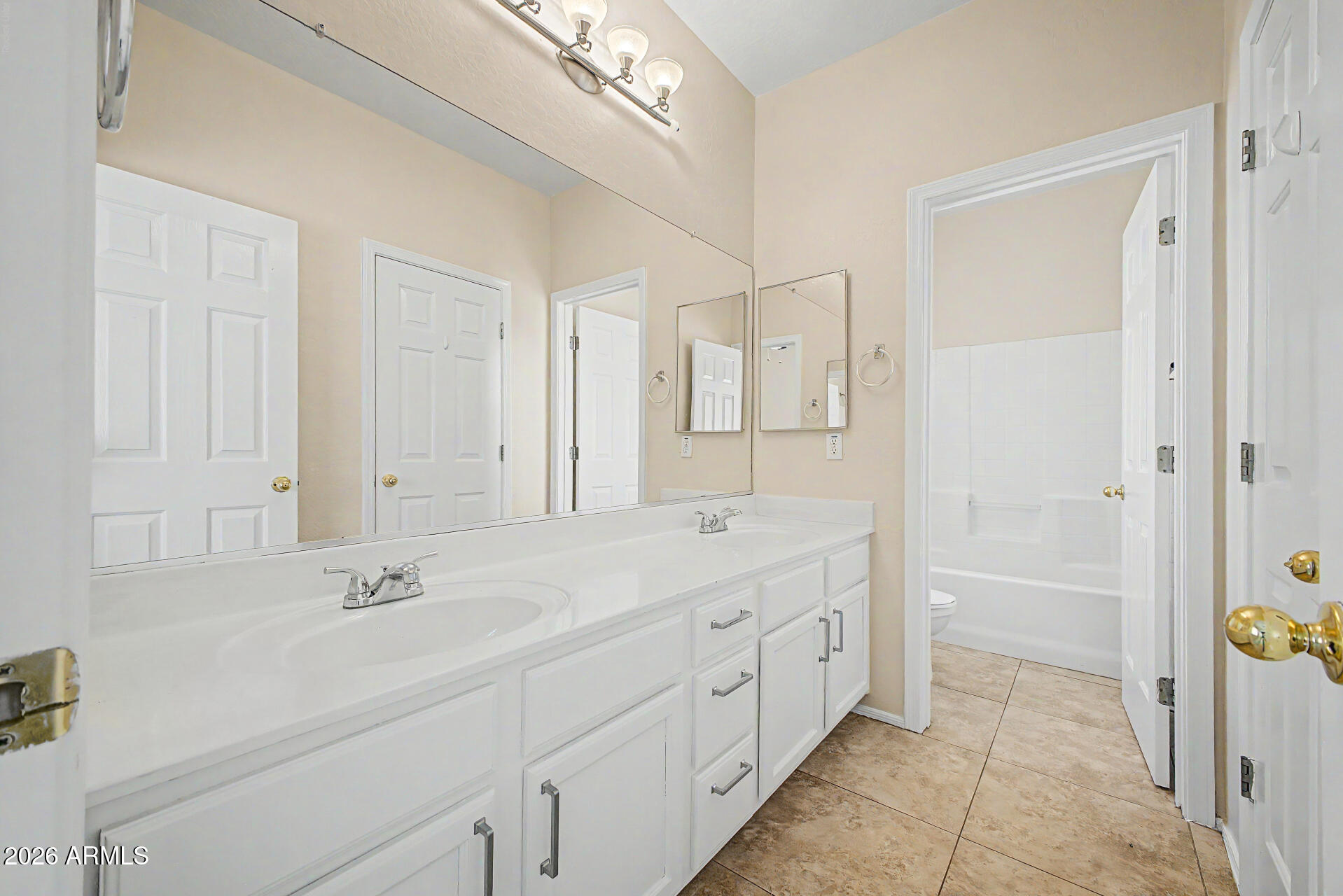 SCOTTSDALE CASITAS CONDOMINIUM - Residential