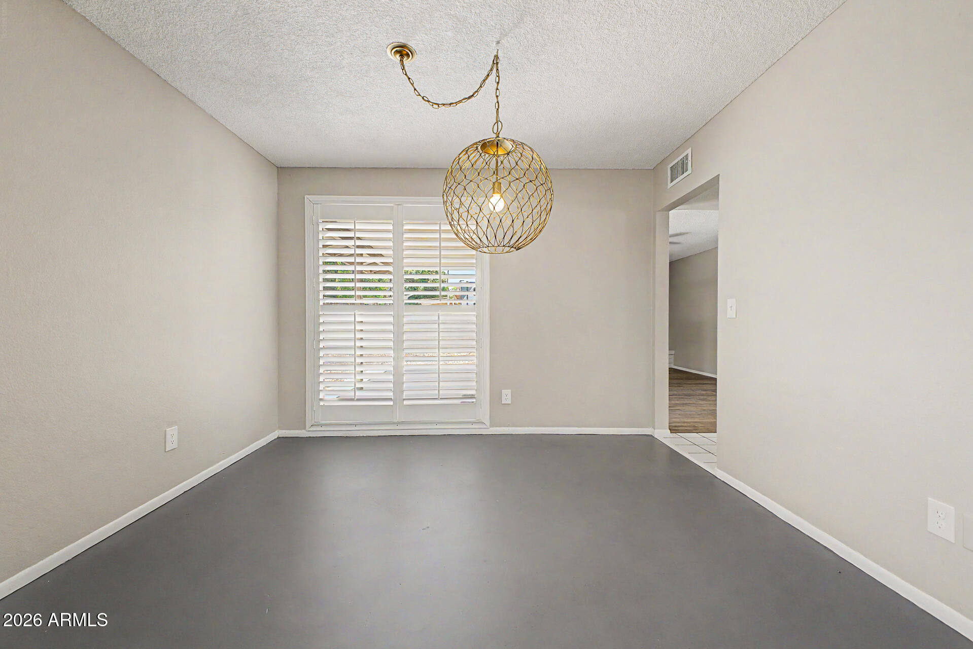 11025 N 41ST Place