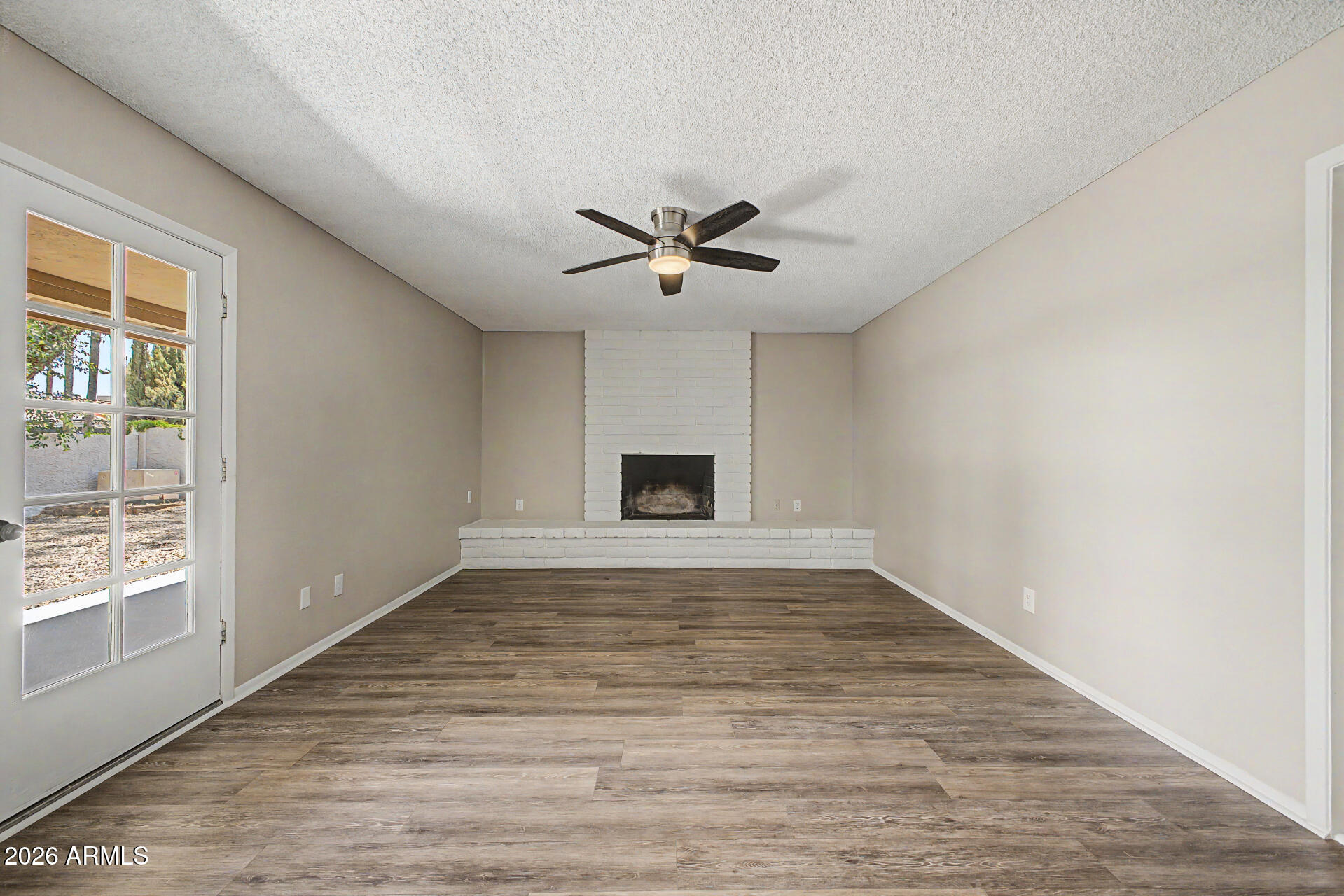 11025 N 41ST Place