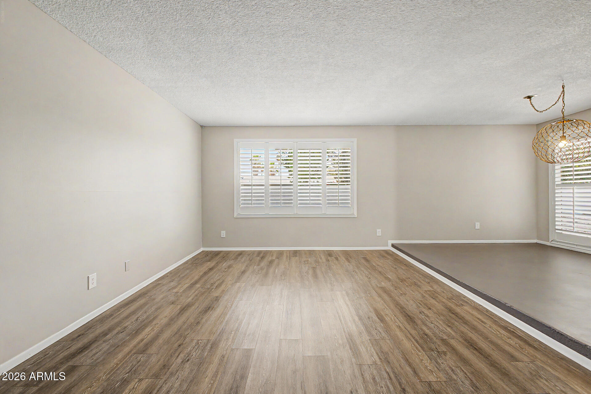 11025 N 41ST Place