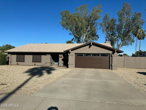 Property photo of 11025 N 41st Place, Phoenix, AZ 85028