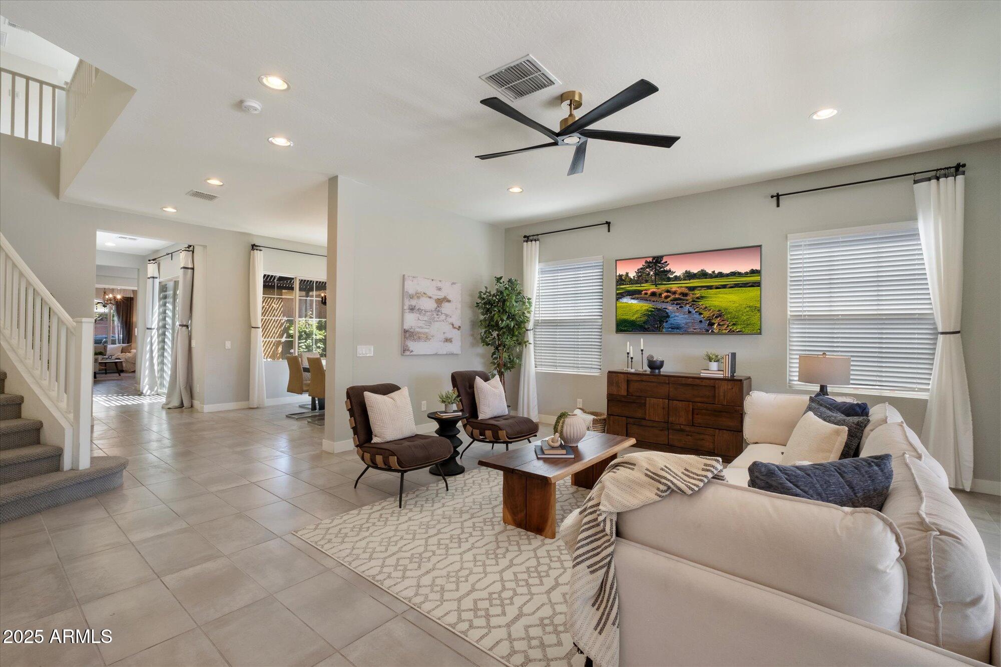 4635 E Casitas Del Rio Drive