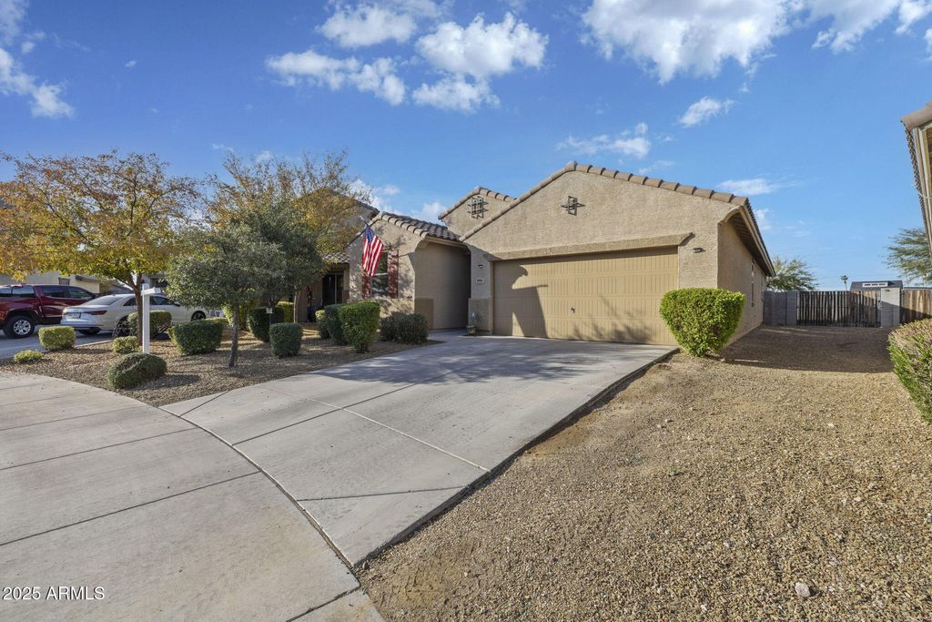 Photo of 8906 N 102nd Lane, Peoria, AZ 85345 (MLS # 6959250)