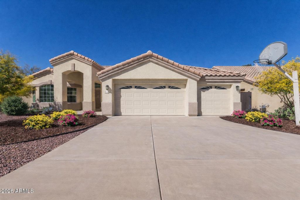 Photo of 11146 W Ashland Way, Avondale, AZ 85392 (MLS # 6994809)