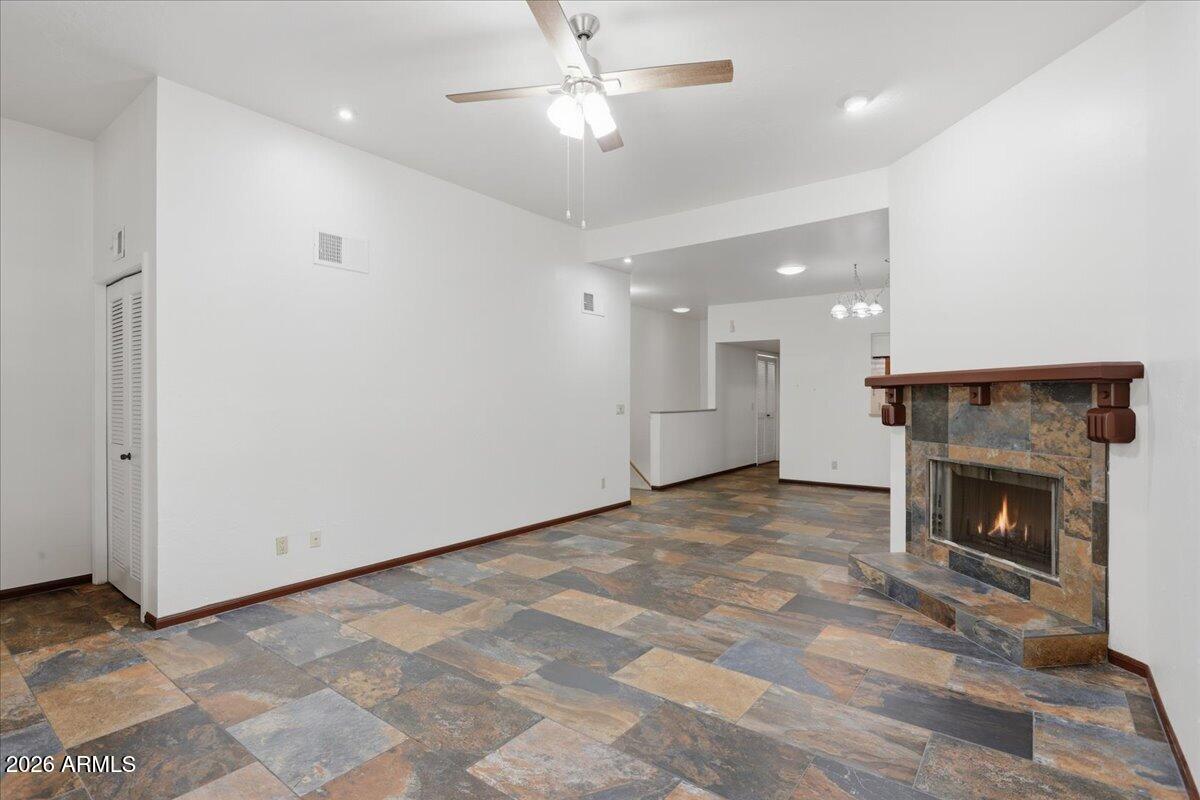 1550 N STAPLEY Drive 125