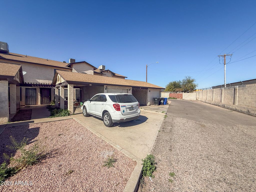 Photo of 605 N 4th Street #E, Avondale, AZ 85323 (MLS # 6977200)